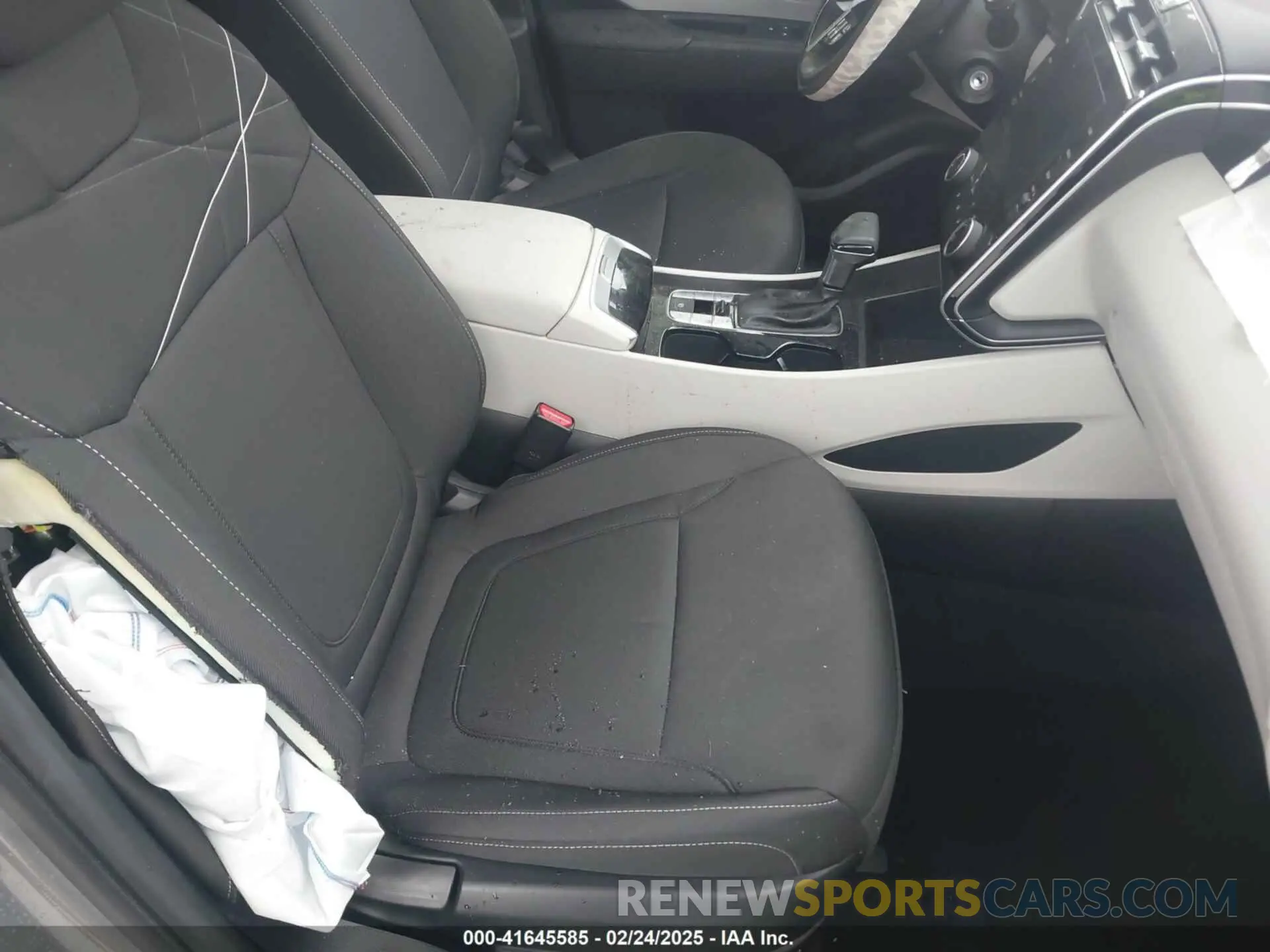 5 fotografías del automóvil dañado 5NMJACAE1PH267137 HYUNDAI TUCSON 2023