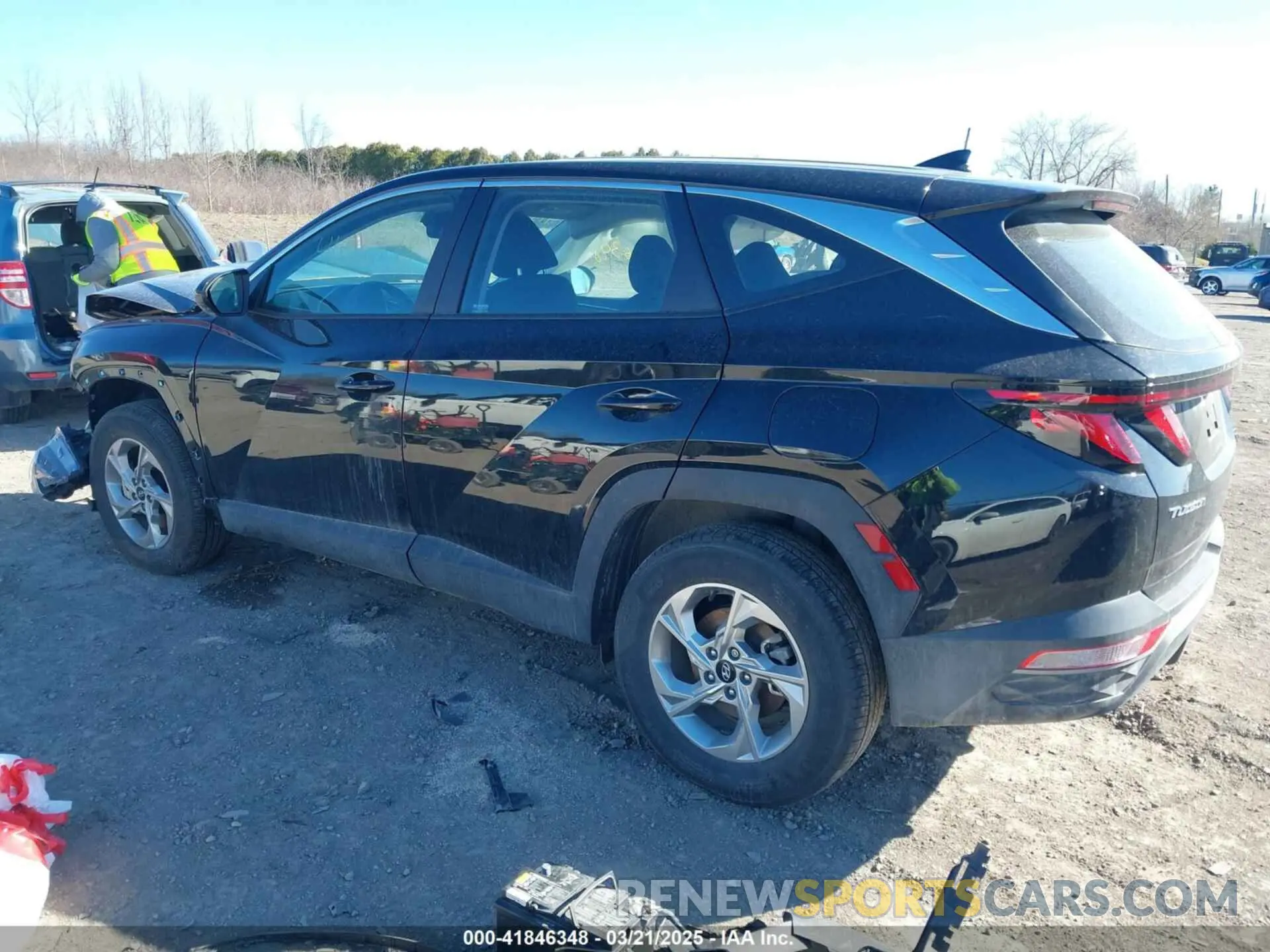 3 fotografías del automóvil dañado 5NMJACAE5PH183824 HYUNDAI TUCSON 2023