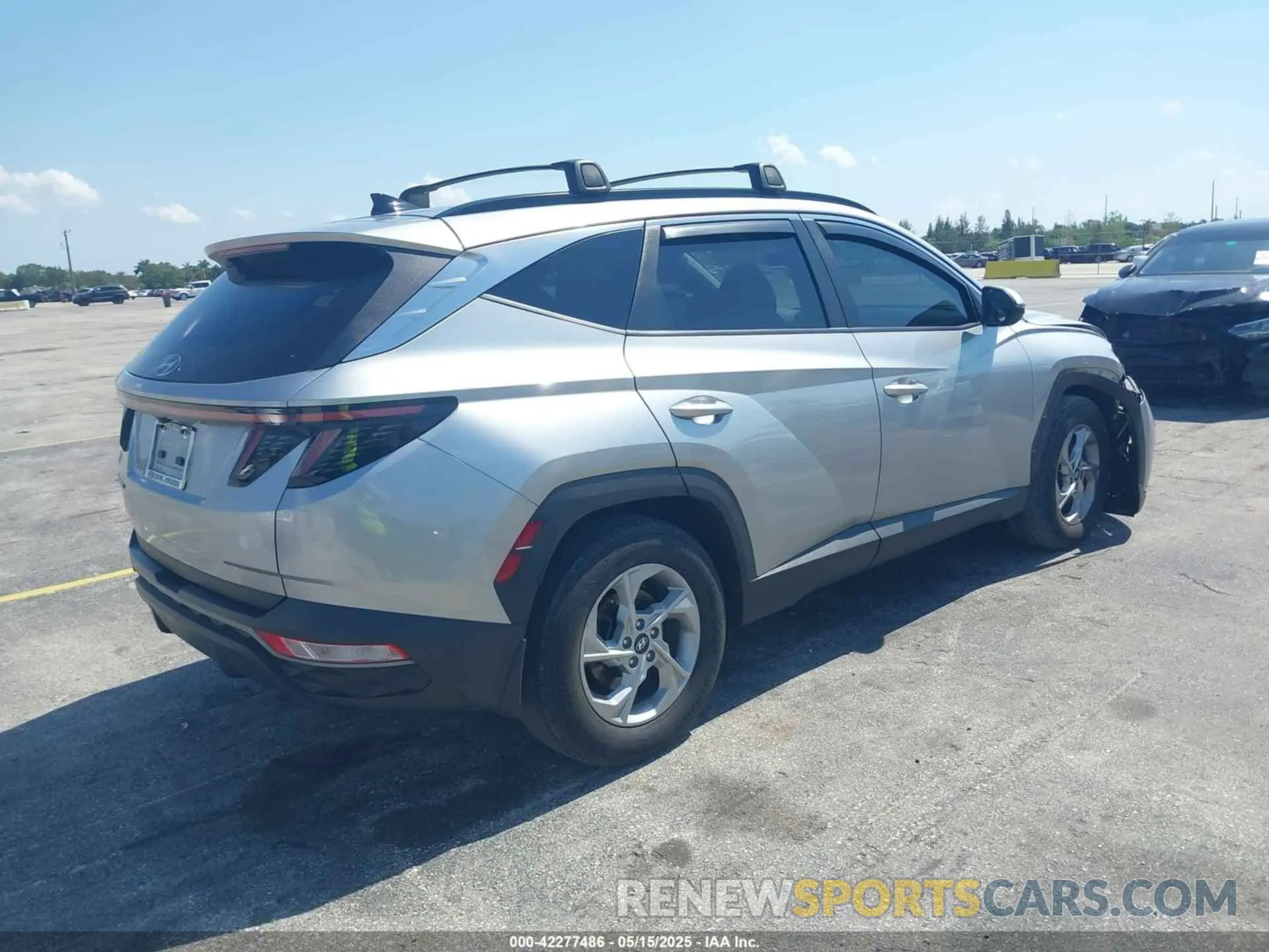 4 fotografías del automóvil dañado 5NMJB3AE6PH218612 HYUNDAI TUCSON 2023