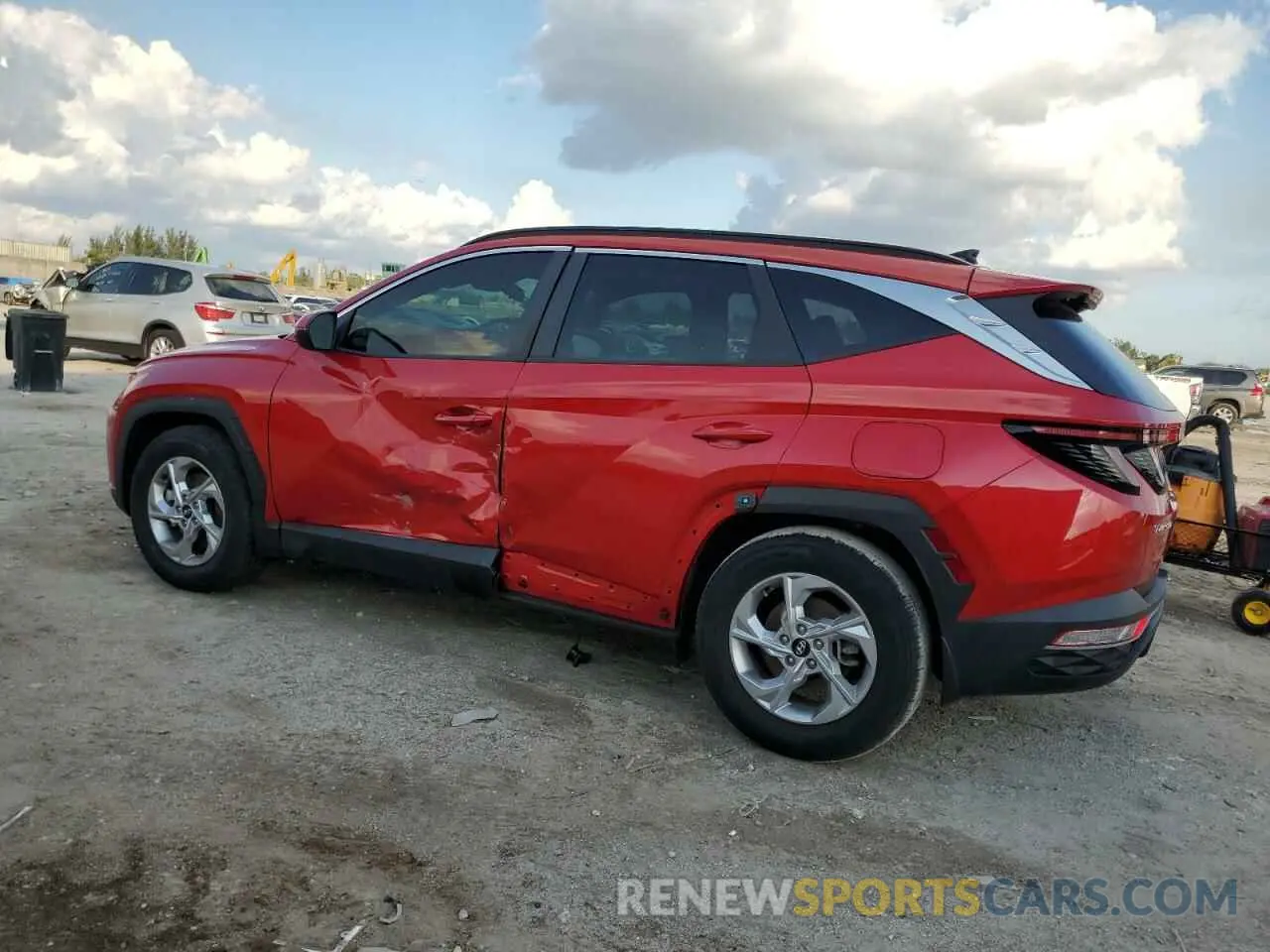 2 fotografías del automóvil dañado 5NMJB3AEXPH218791 HYUNDAI TUCSON 2023