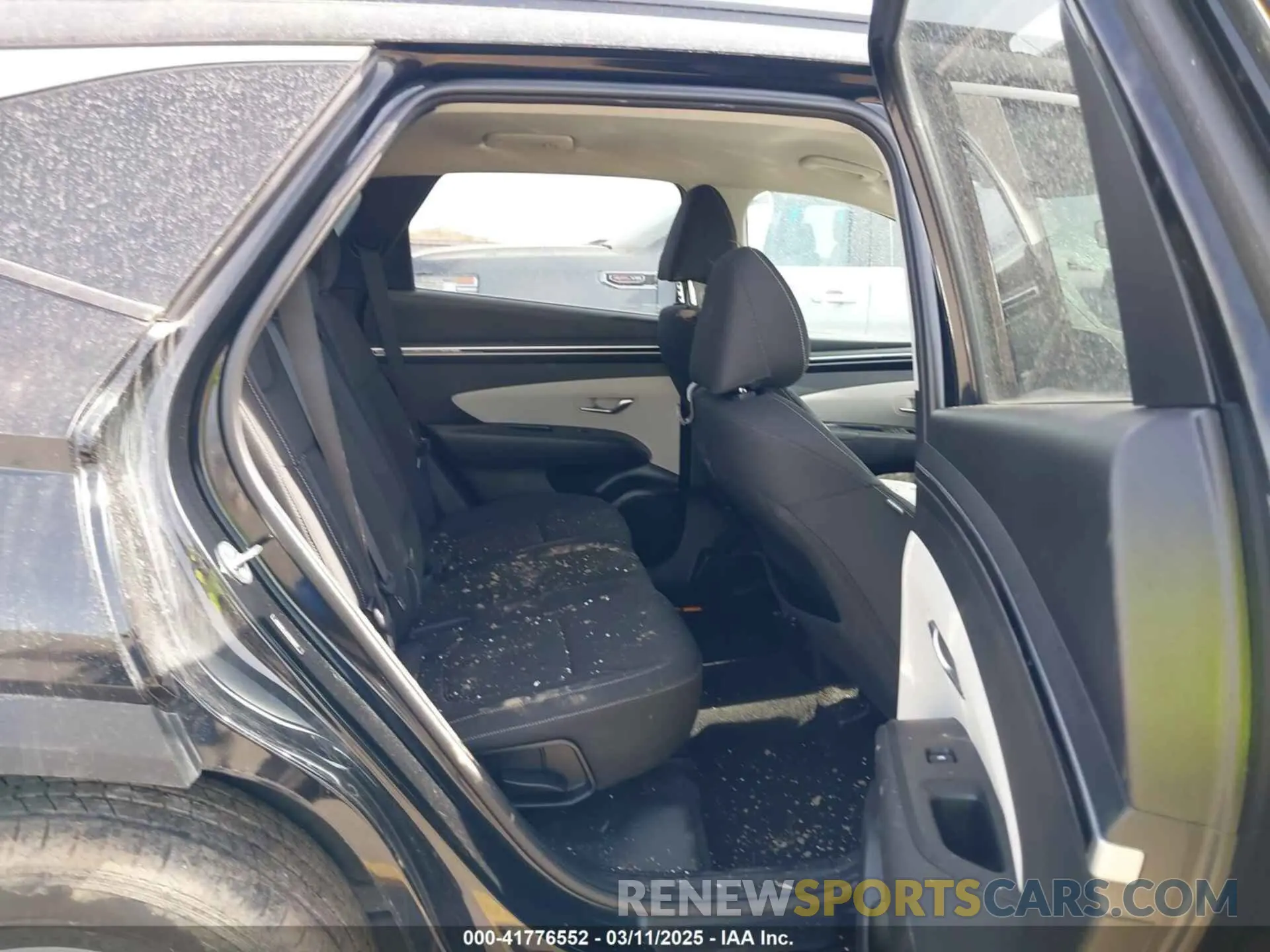 8 fotografías del automóvil dañado 5NMJBCAE0PH220551 HYUNDAI TUCSON 2023