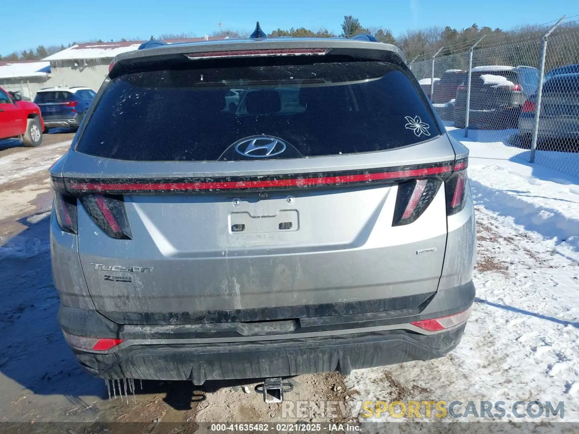 17 fotografías del automóvil dañado 5NMJBCAE0PH248494 HYUNDAI TUCSON 2023