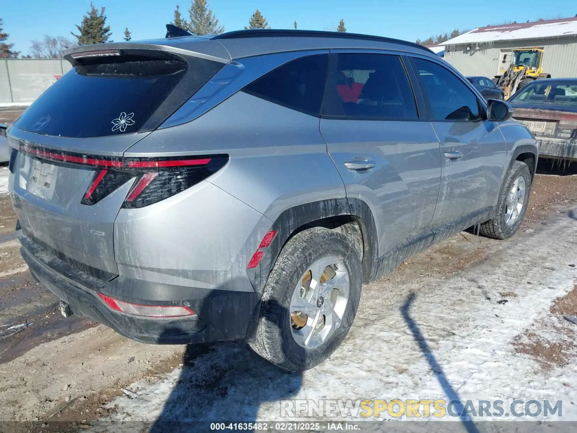 4 fotografías del automóvil dañado 5NMJBCAE0PH248494 HYUNDAI TUCSON 2023