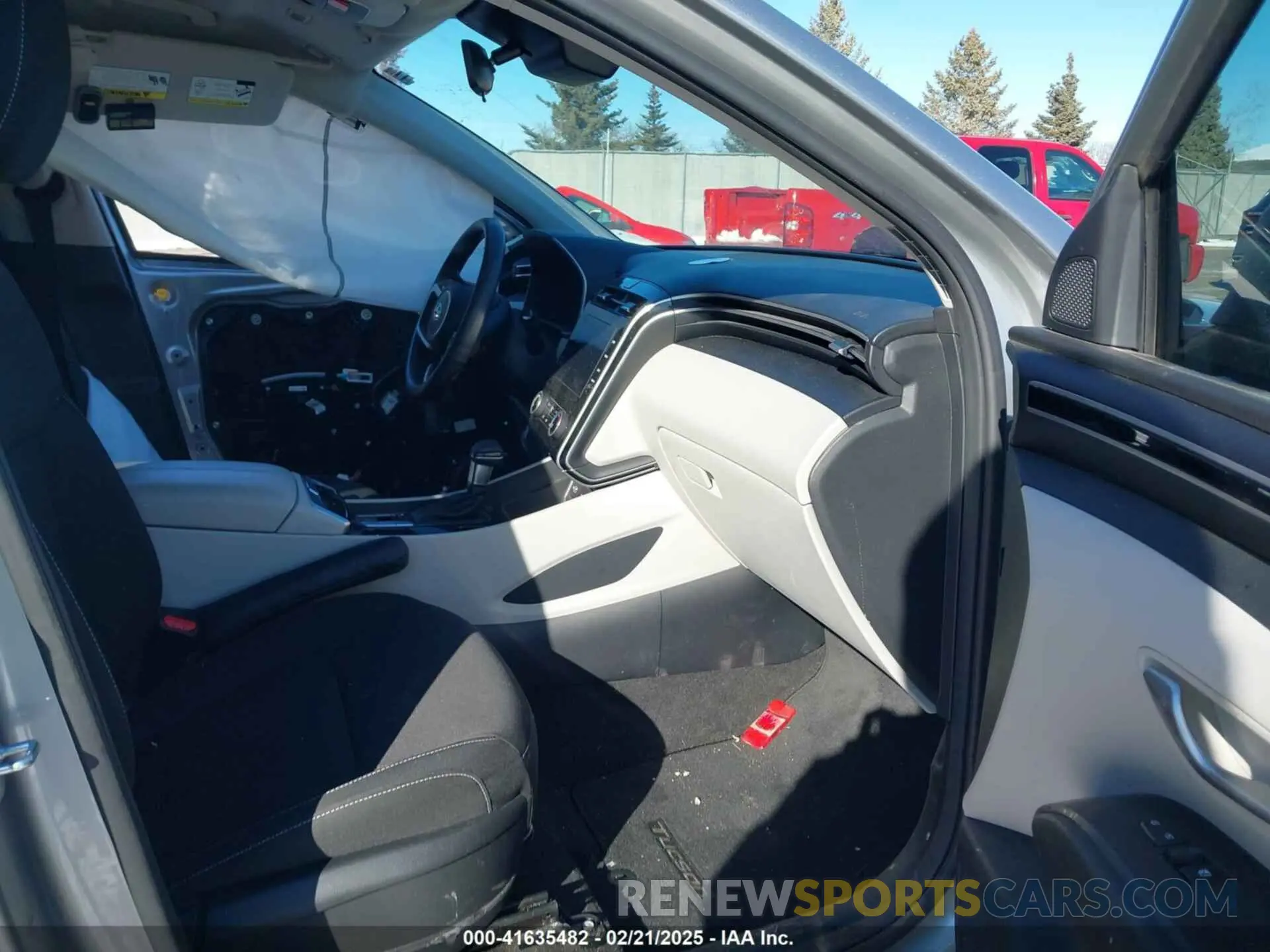 5 fotografías del automóvil dañado 5NMJBCAE0PH248494 HYUNDAI TUCSON 2023
