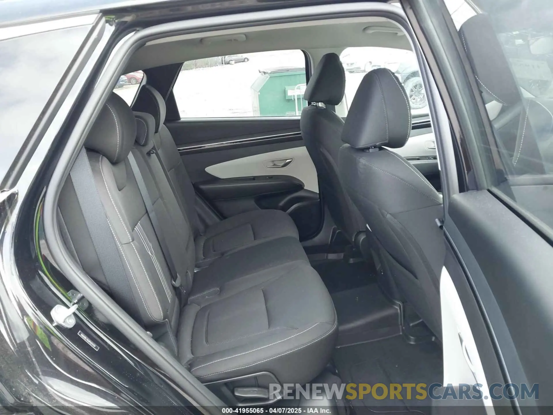 8 fotografías del automóvil dañado 5NMJBCAE0PH274707 HYUNDAI TUCSON 2023