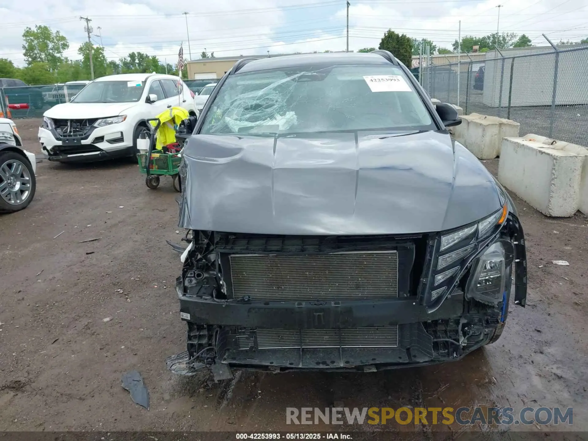 13 fotografías del automóvil dañado 5NMJBCAE1PH236340 HYUNDAI TUCSON 2023