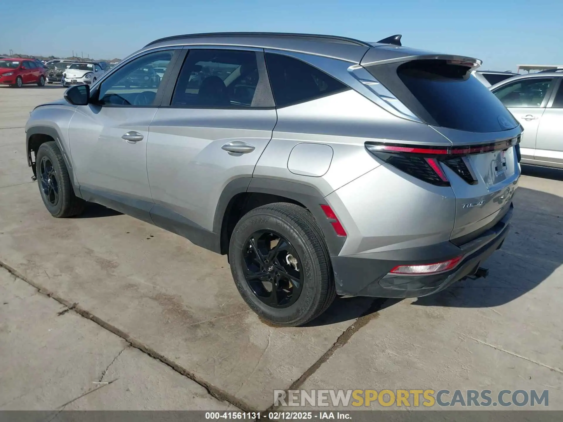 3 fotografías del automóvil dañado 5NMJBCAE2PH266771 HYUNDAI TUCSON 2023