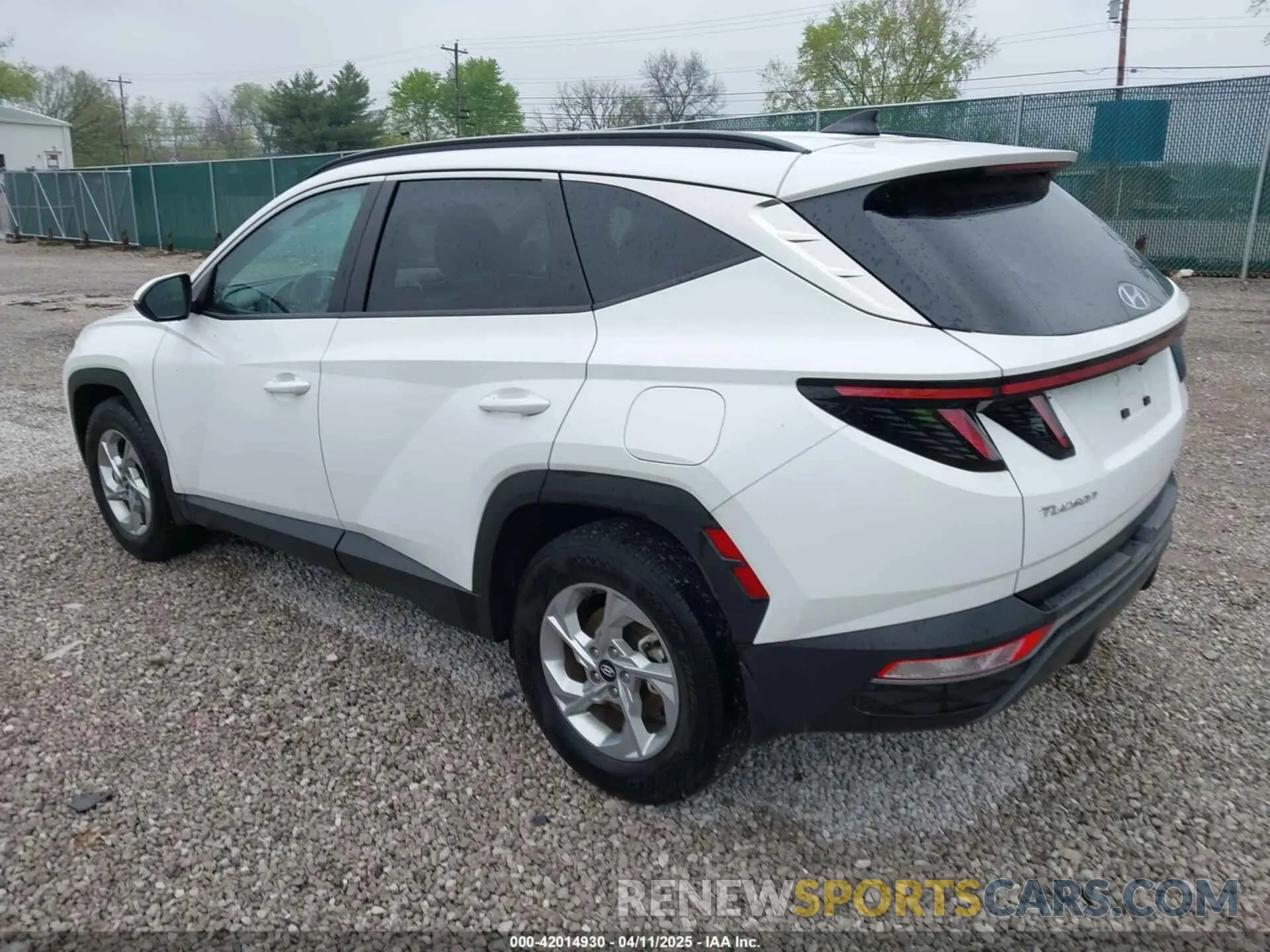 3 fotografías del automóvil dañado 5NMJBCAE3PH214971 HYUNDAI TUCSON 2023