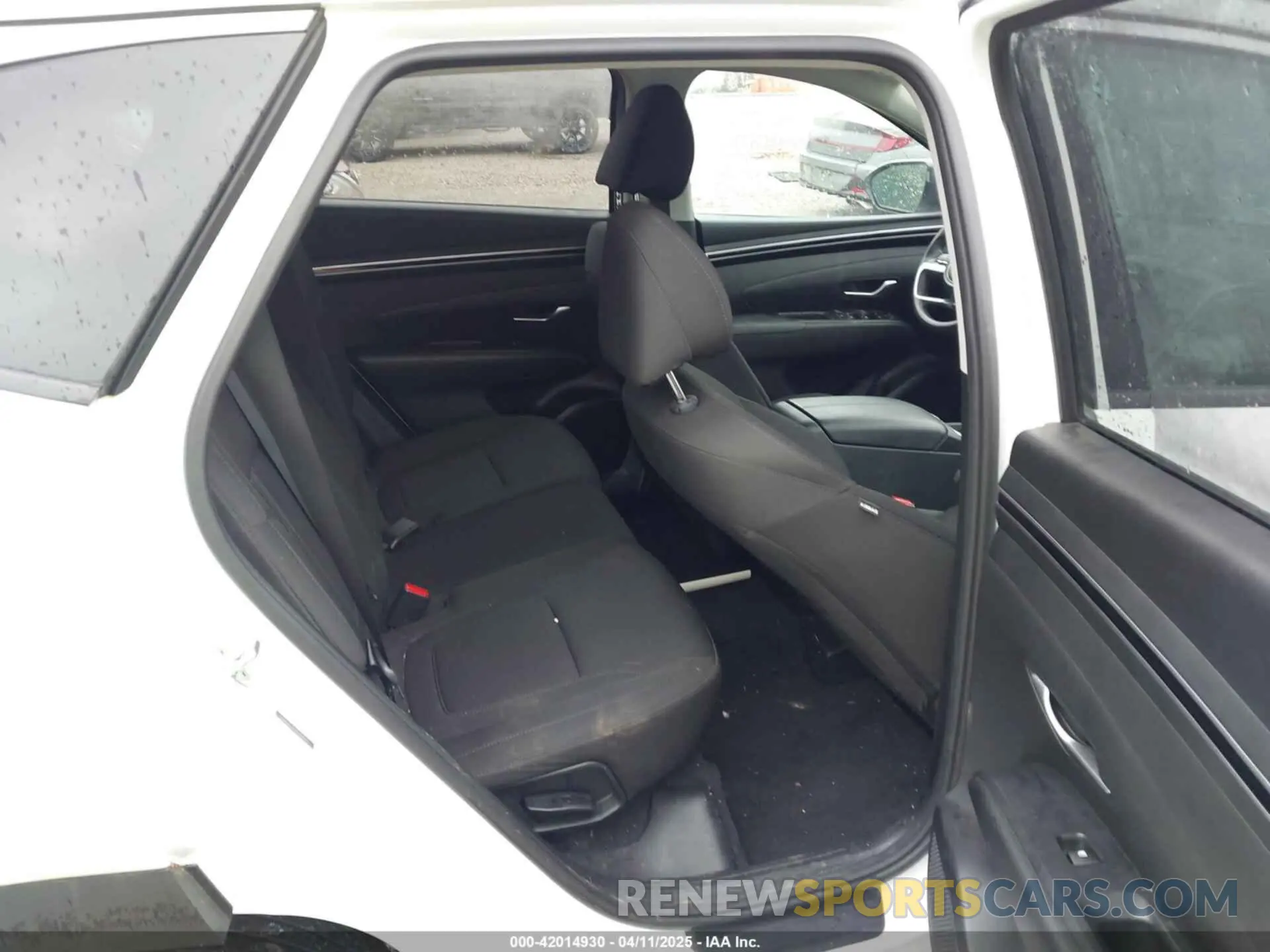 8 fotografías del automóvil dañado 5NMJBCAE3PH214971 HYUNDAI TUCSON 2023