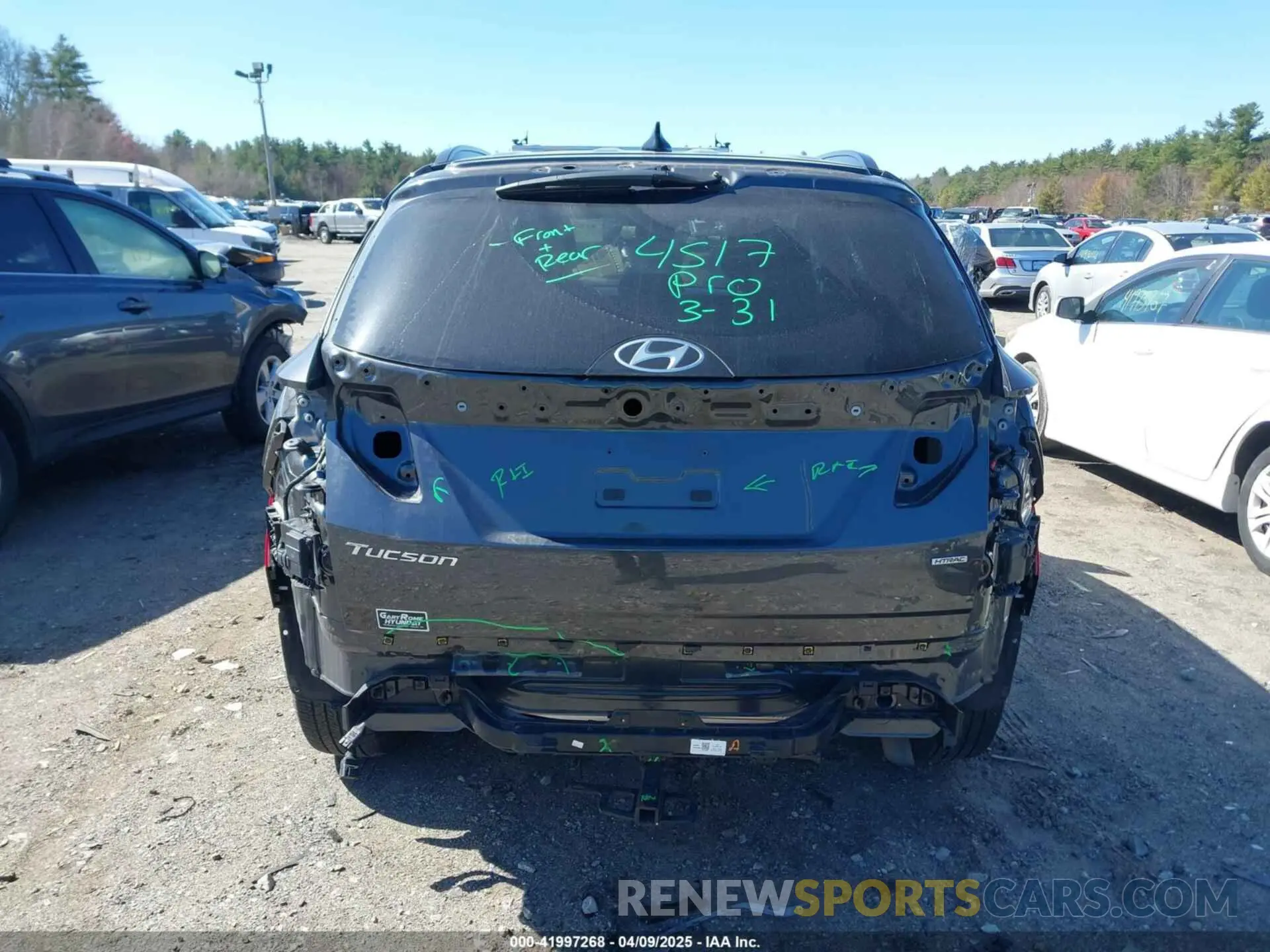 17 fotografías del automóvil dañado 5NMJBCAE3PH287676 HYUNDAI TUCSON 2023