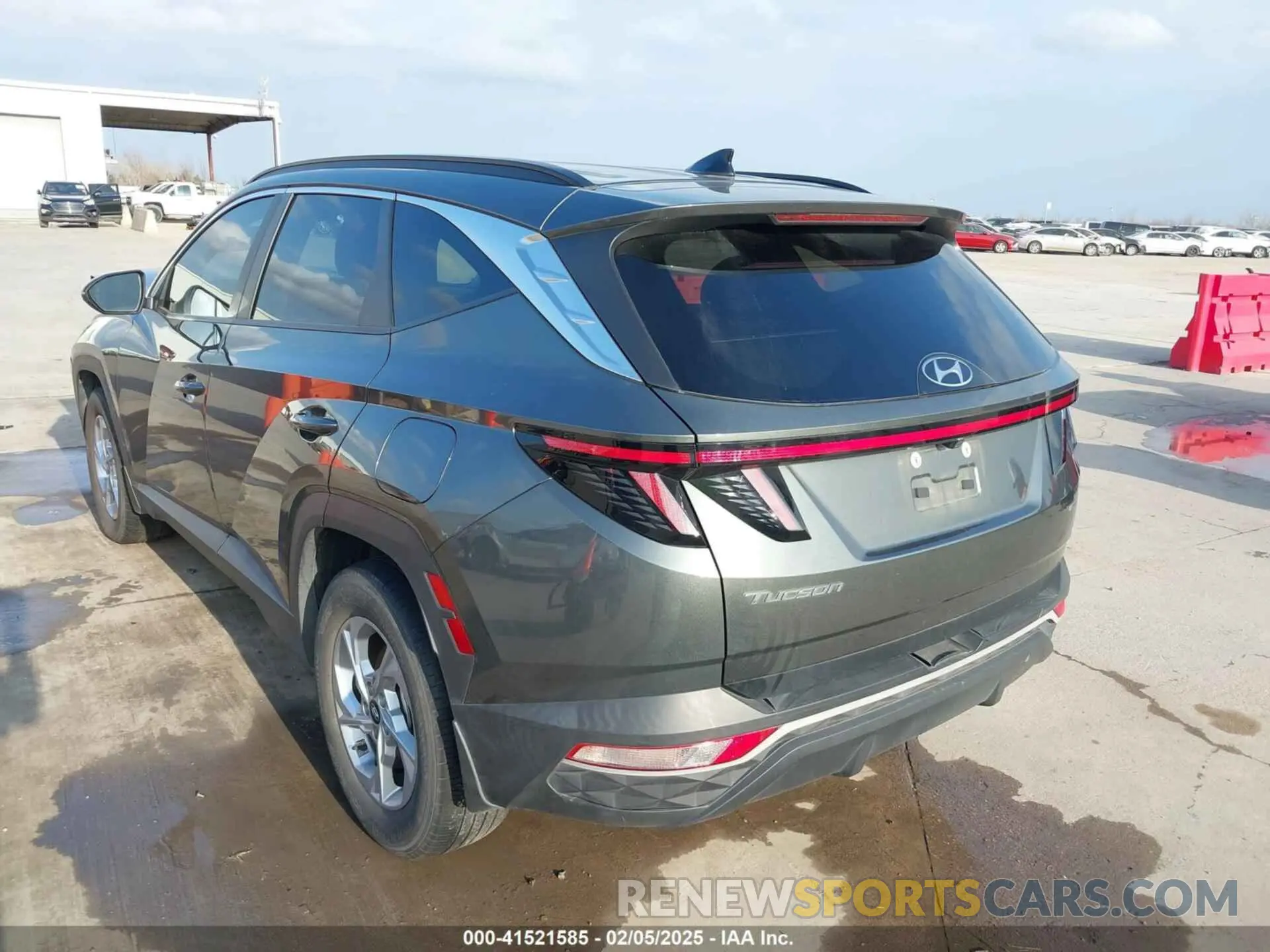 3 fotografías del automóvil dañado 5NMJBCAE5PH173078 HYUNDAI TUCSON 2023