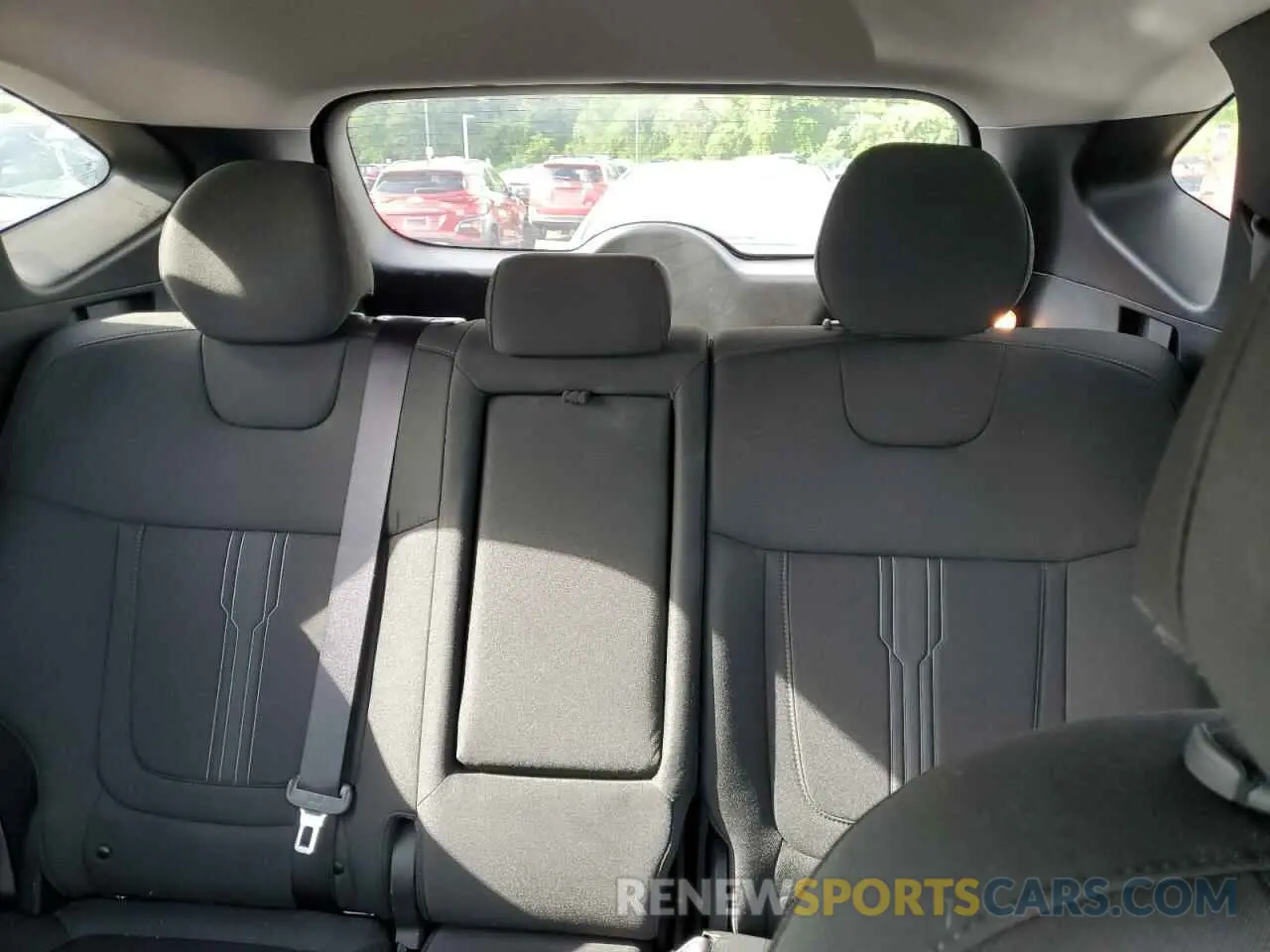 10 fotografías del automóvil dañado 5NMJBCAE5PH232002 HYUNDAI TUCSON 2023