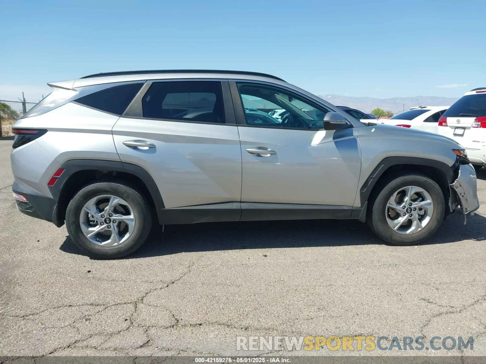 13 fotografías del automóvil dañado 5NMJBCAE7PH239761 HYUNDAI TUCSON 2023