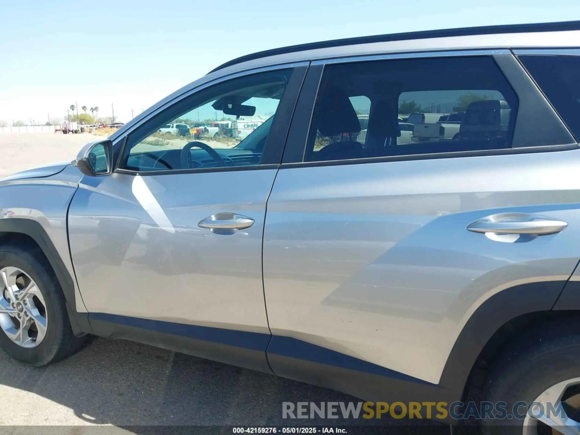 14 fotografías del automóvil dañado 5NMJBCAE7PH239761 HYUNDAI TUCSON 2023