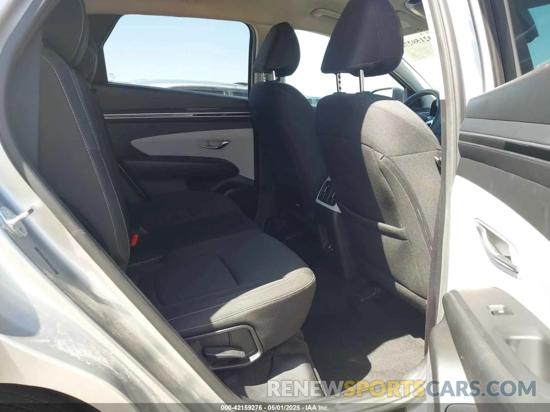 8 fotografías del automóvil dañado 5NMJBCAE7PH239761 HYUNDAI TUCSON 2023