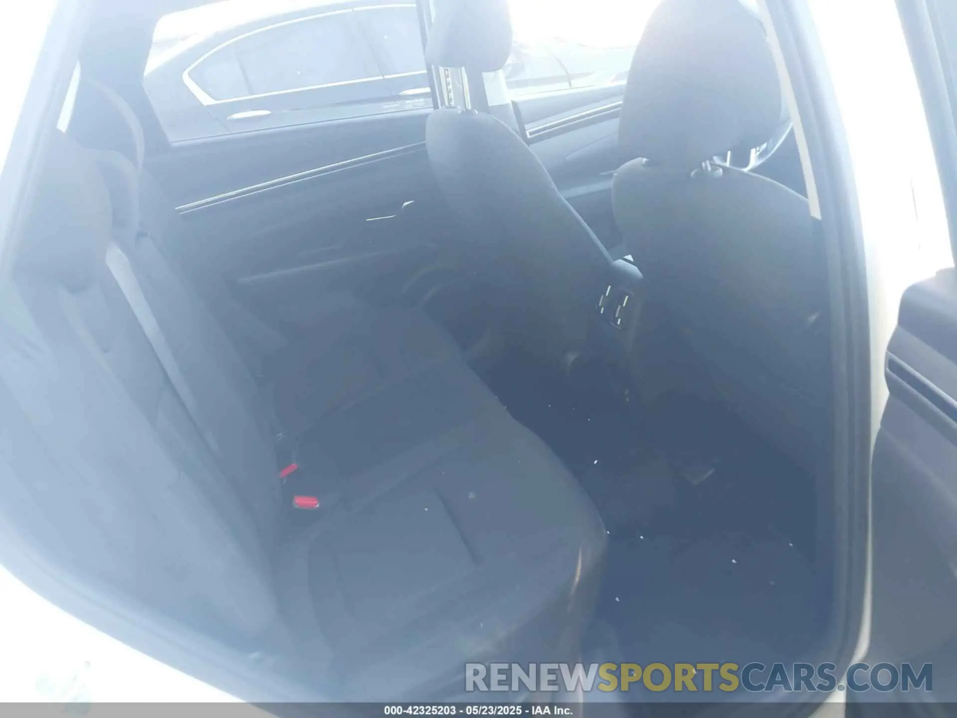 8 fotografías del automóvil dañado 5NMJBCAE8PH262255 HYUNDAI TUCSON 2023
