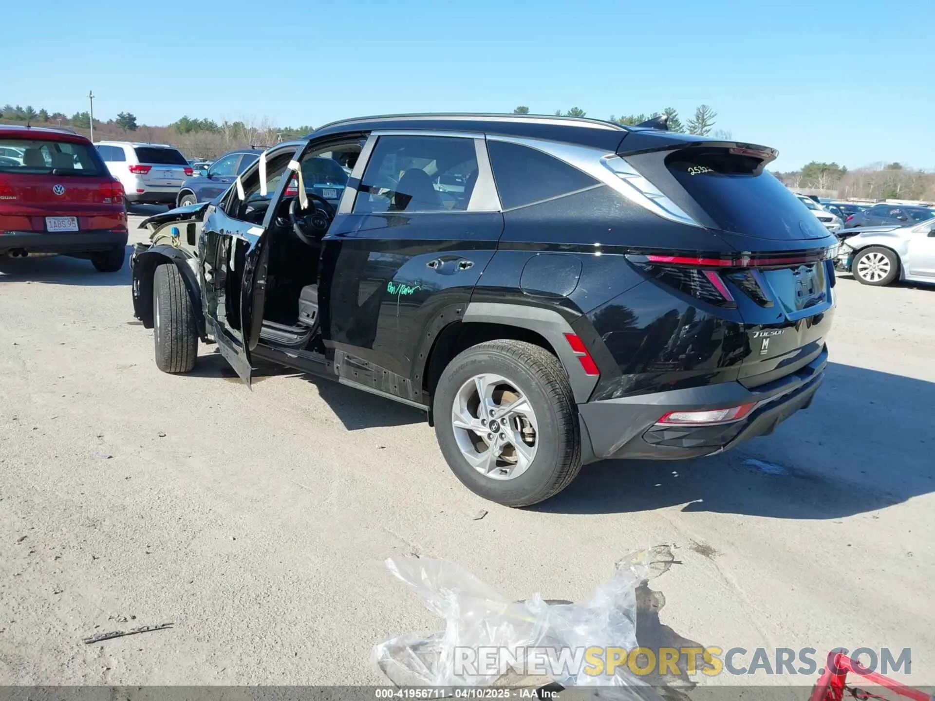 3 fotografías del automóvil dañado 5NMJBCAE9PH181684 HYUNDAI TUCSON 2023