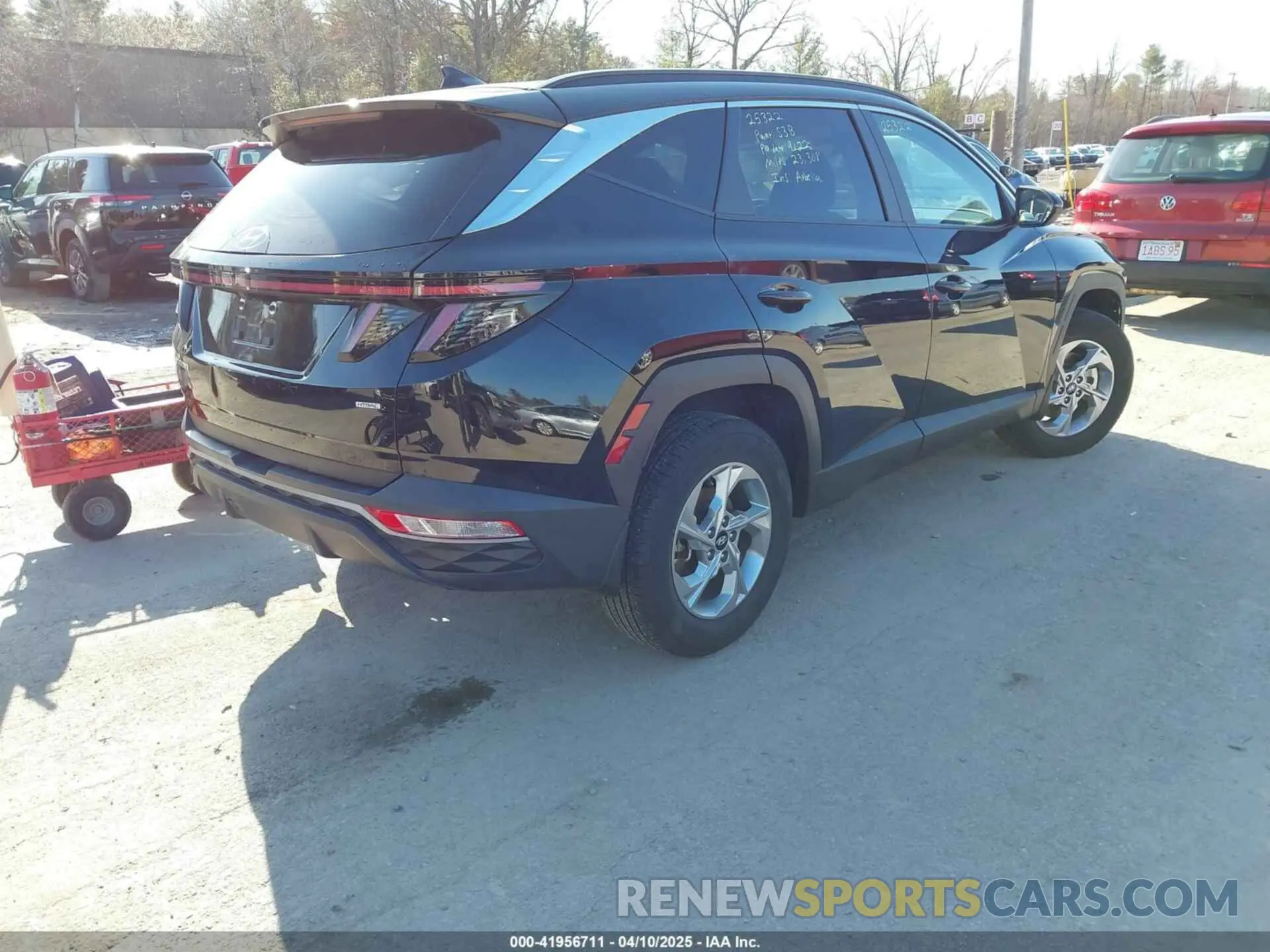 4 fotografías del automóvil dañado 5NMJBCAE9PH181684 HYUNDAI TUCSON 2023