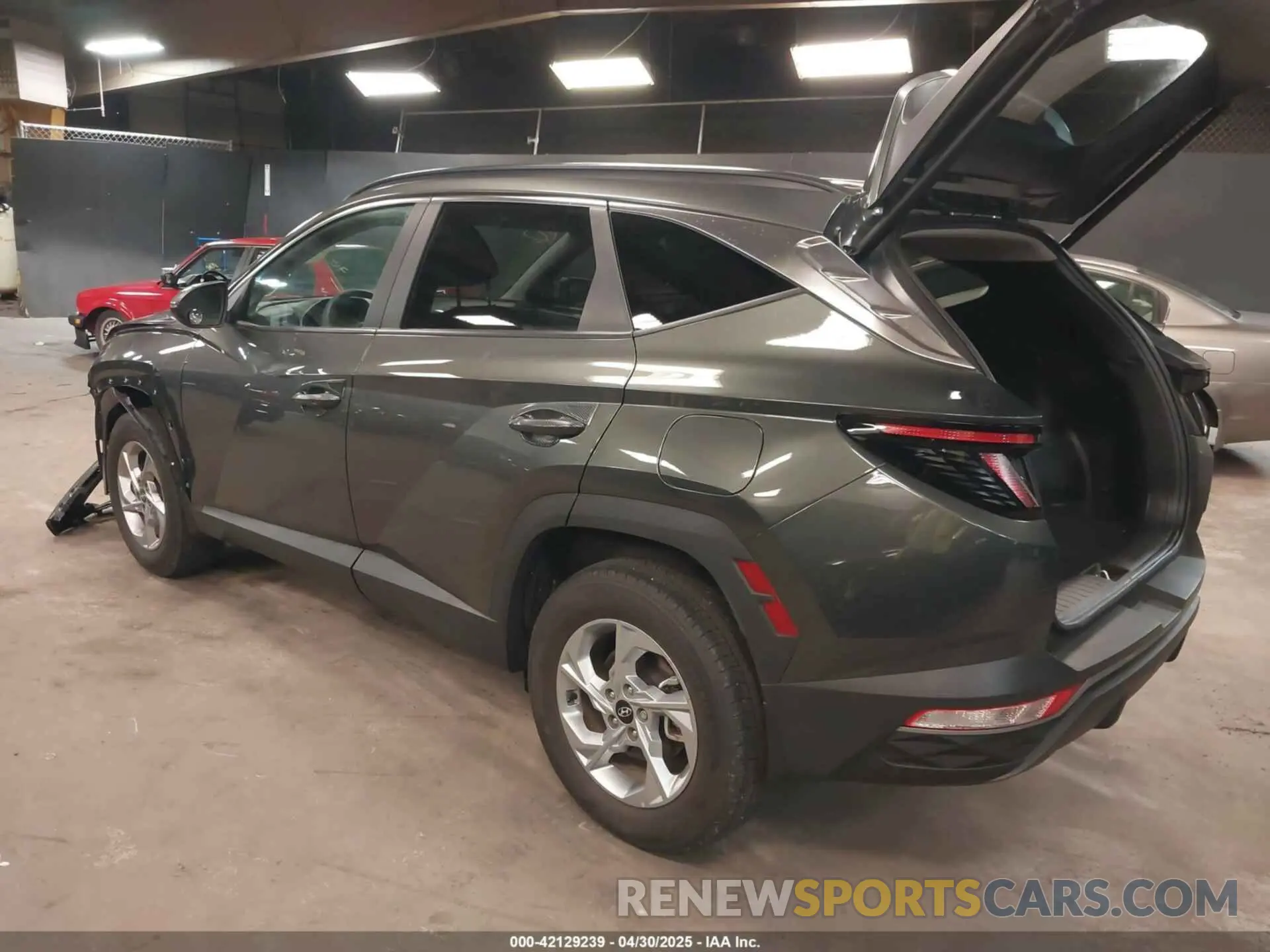 3 fotografías del automóvil dañado 5NMJBCAE9PH192703 HYUNDAI TUCSON 2023