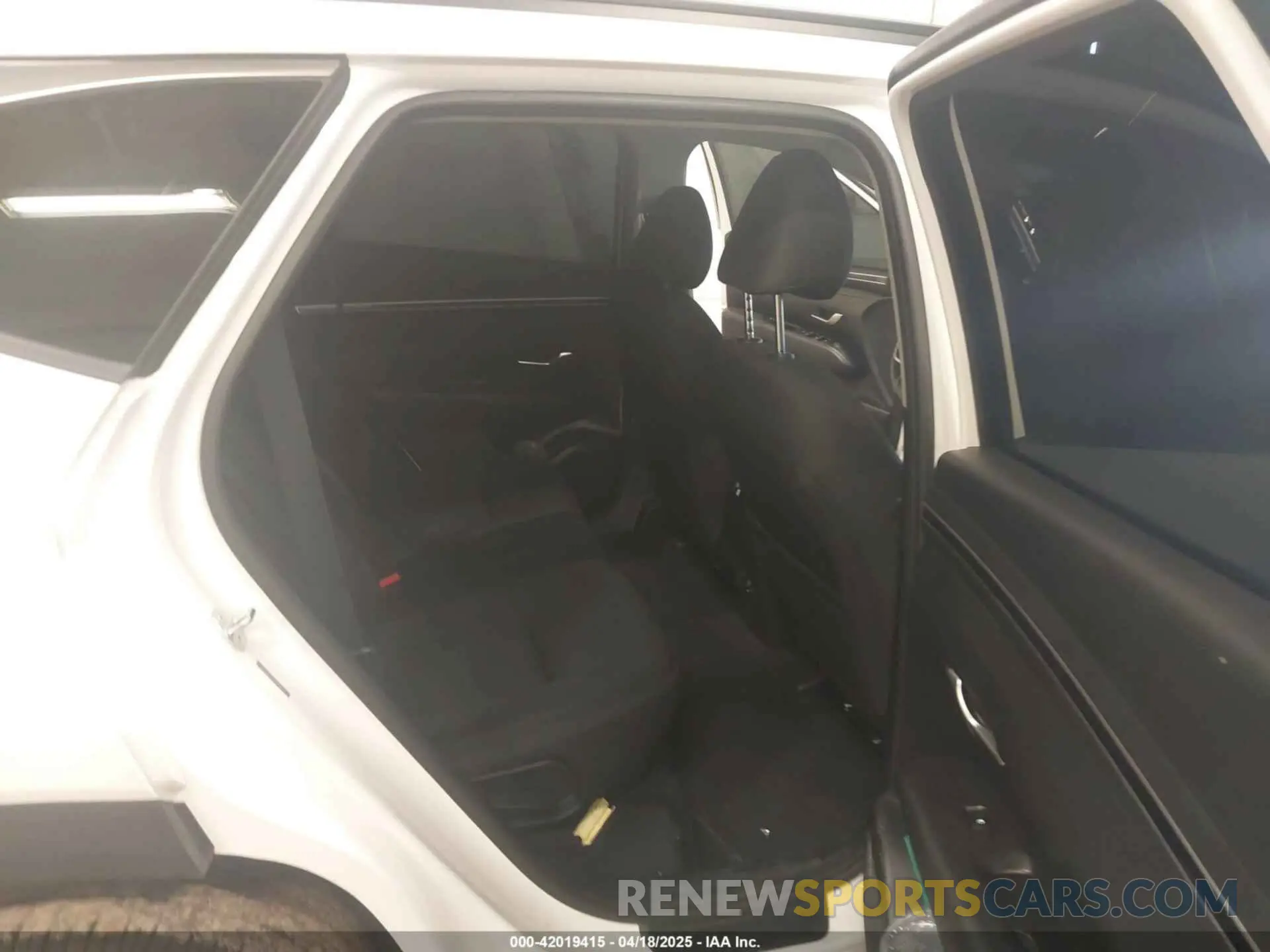 8 fotografías del automóvil dañado 5NMJBCAE9PH271742 HYUNDAI TUCSON 2023