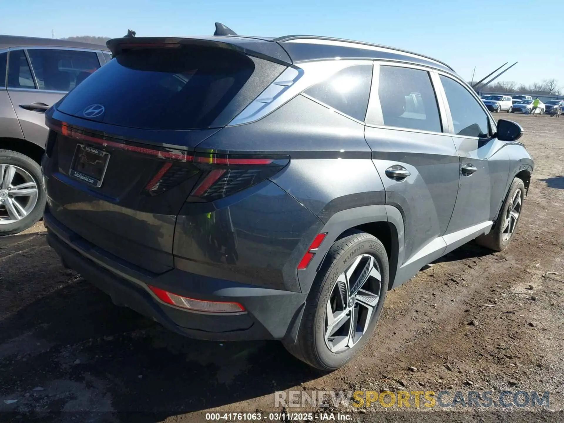 4 fotografías del automóvil dañado 5NMJF3AE0PH205620 HYUNDAI TUCSON 2023