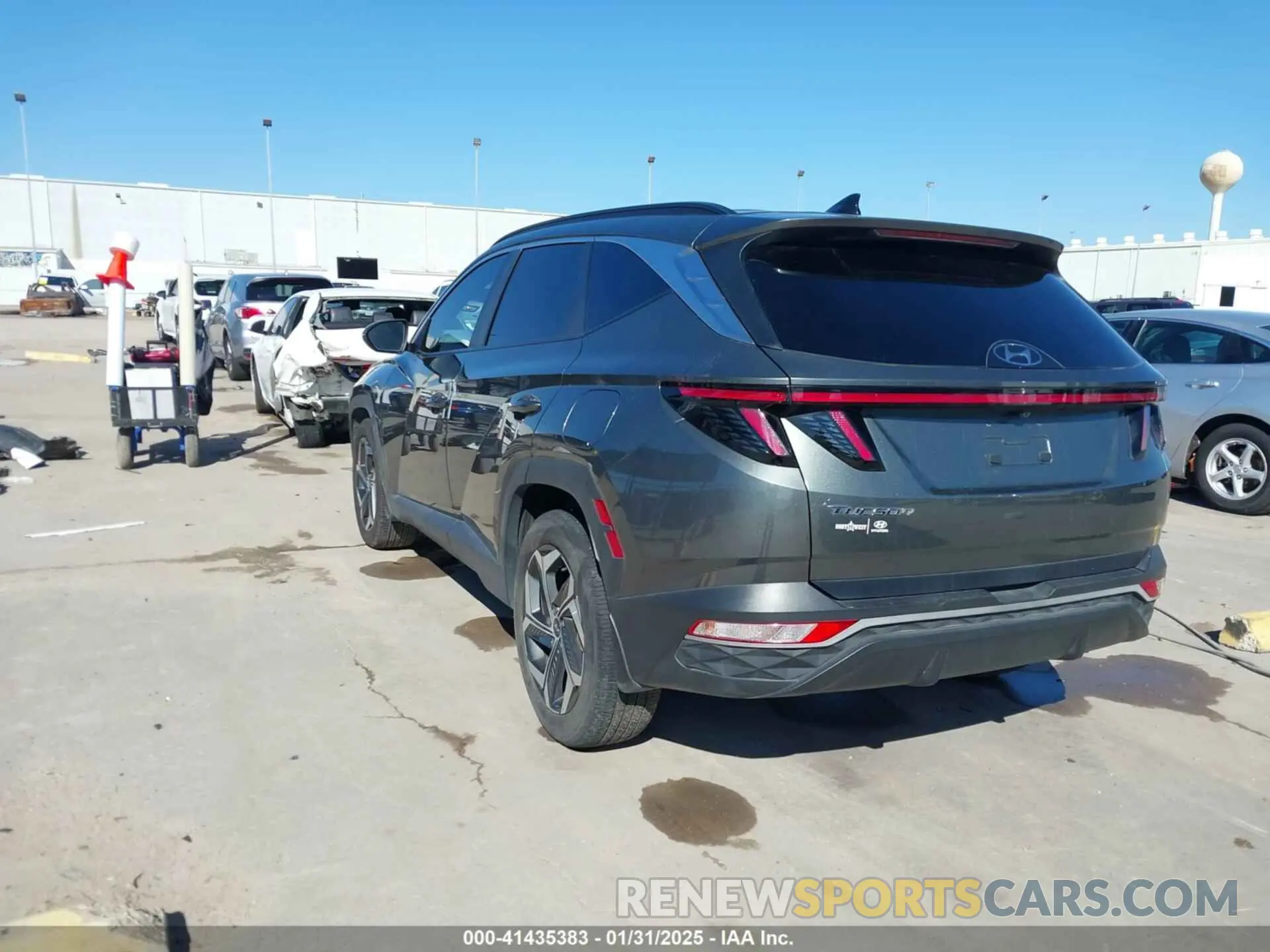 3 fotografías del automóvil dañado 5NMJF3AE0PH237189 HYUNDAI TUCSON 2023