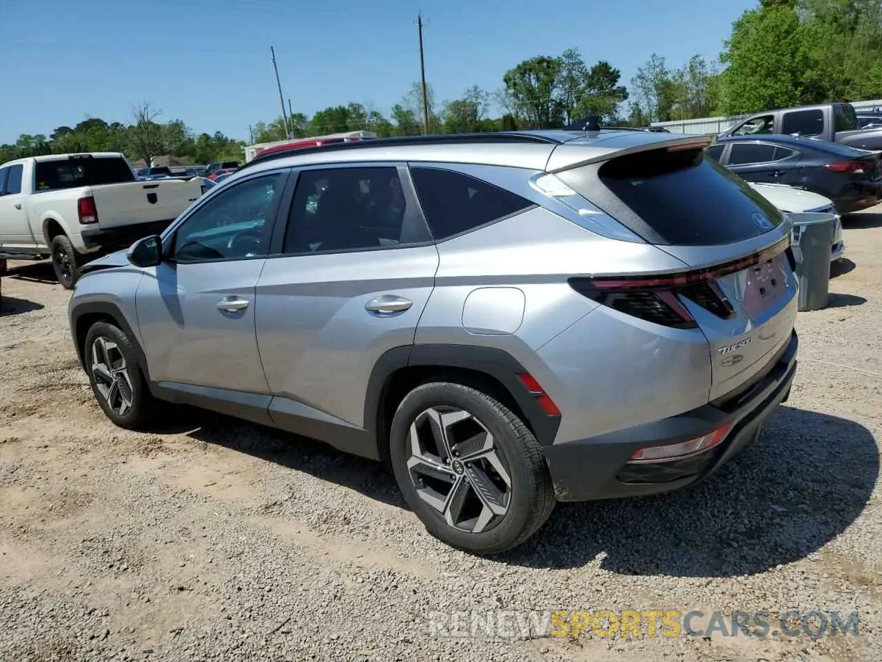 2 fotografías del automóvil dañado 5NMJF3AE2PH269111 HYUNDAI TUCSON 2023