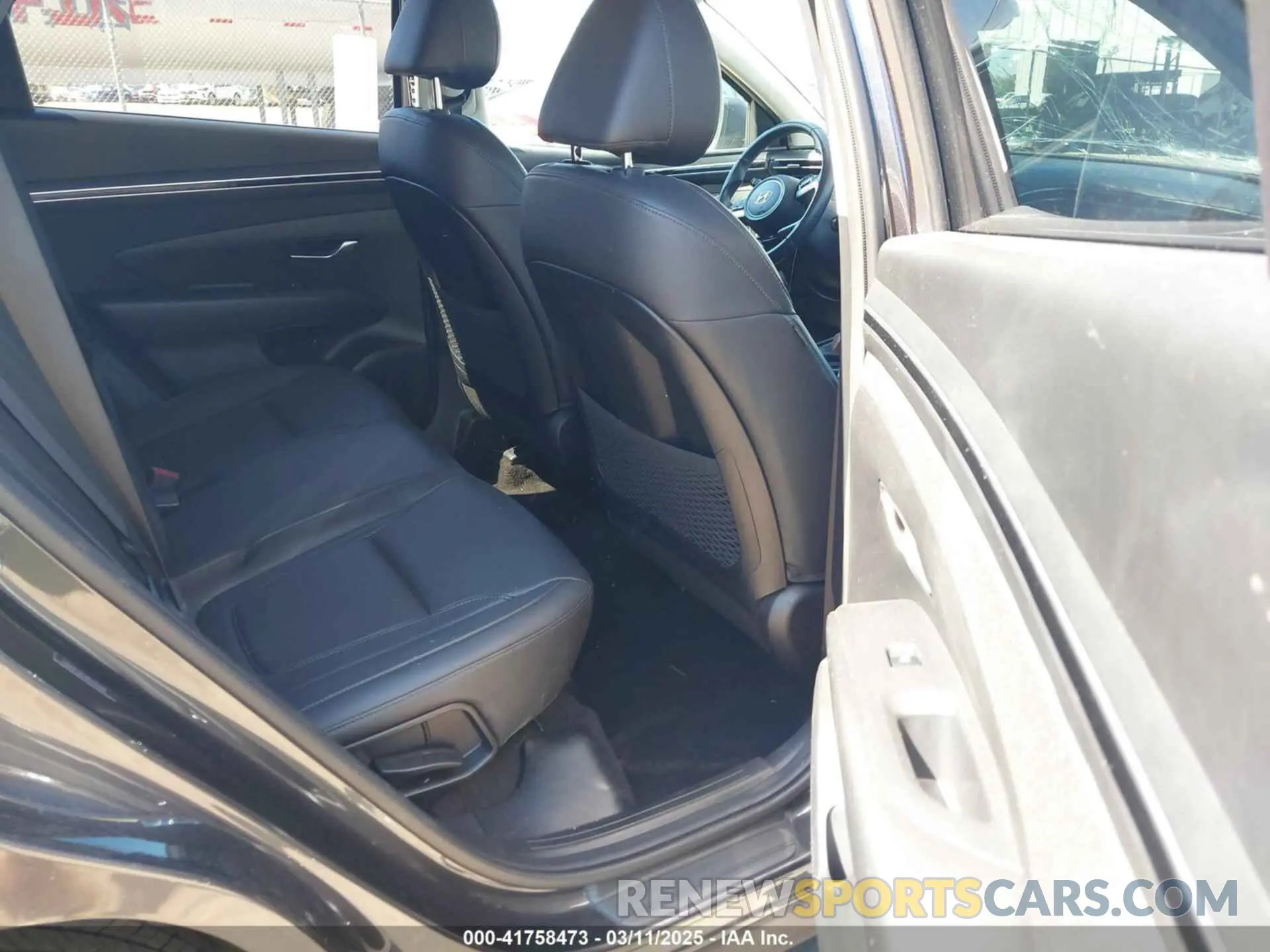 8 fotografías del automóvil dañado 5NMJF3AE4PH196338 HYUNDAI TUCSON 2023