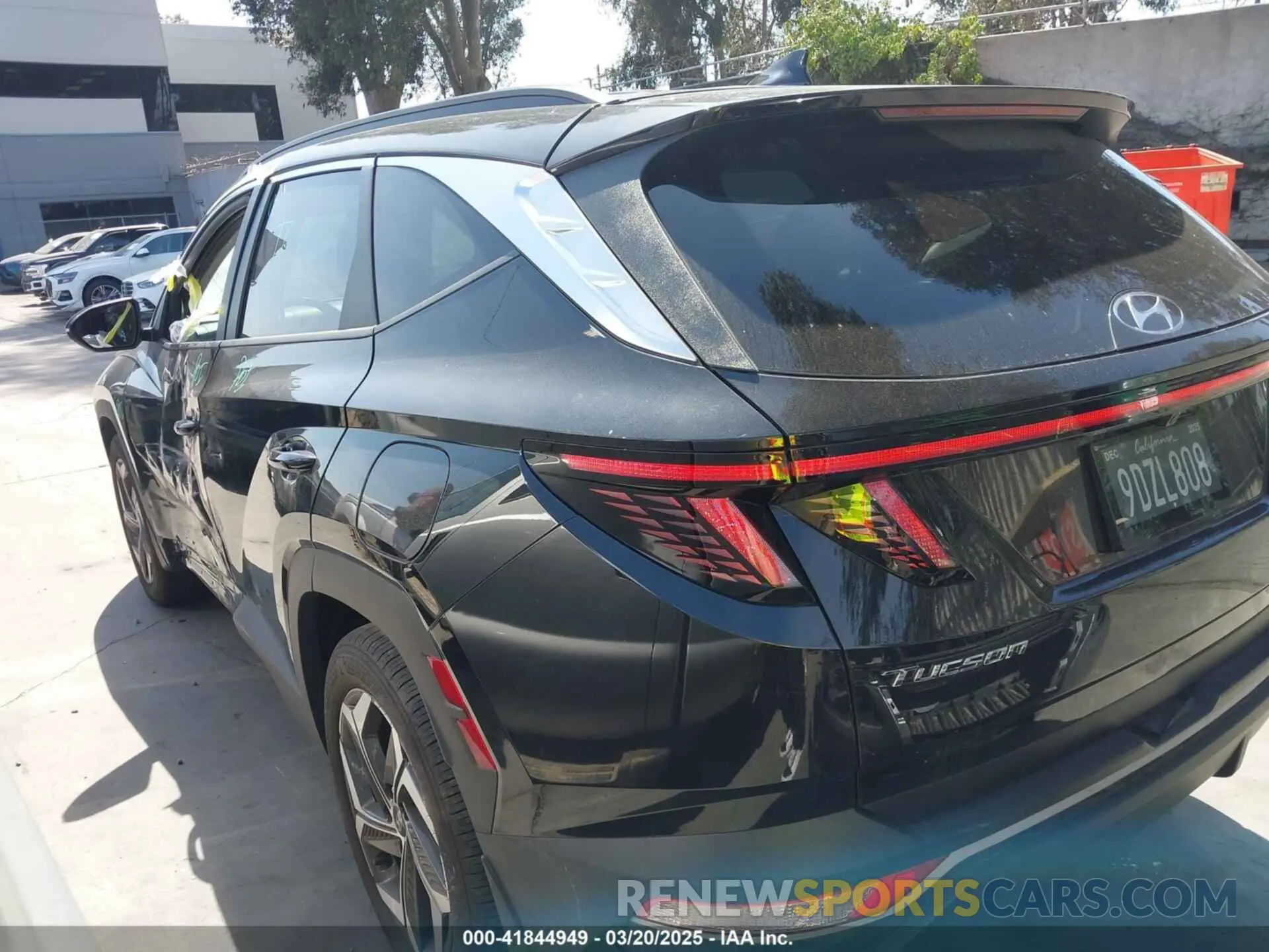 3 fotografías del automóvil dañado 5NMJF3AE4PH201621 HYUNDAI TUCSON 2023