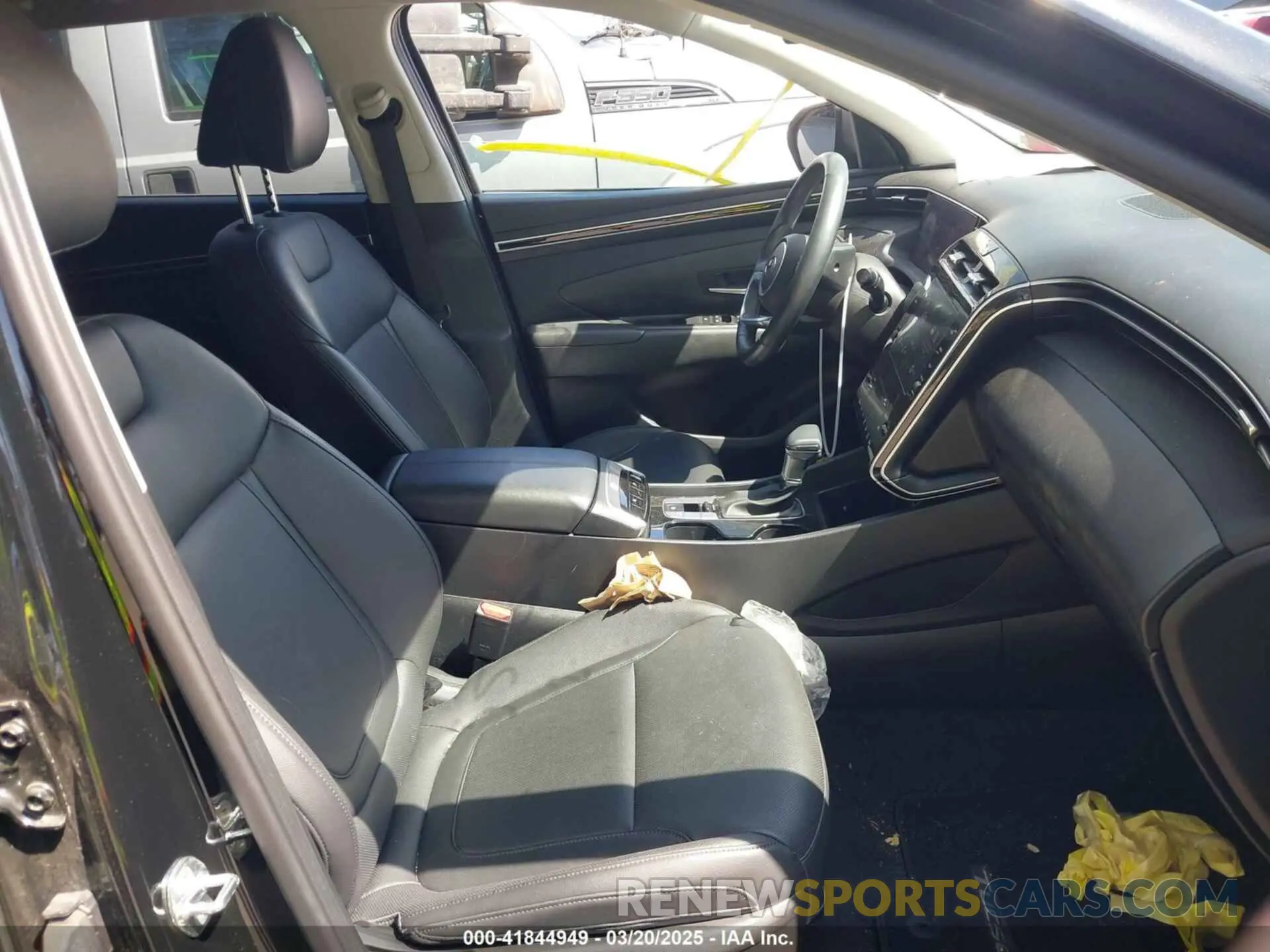 5 fotografías del automóvil dañado 5NMJF3AE4PH201621 HYUNDAI TUCSON 2023