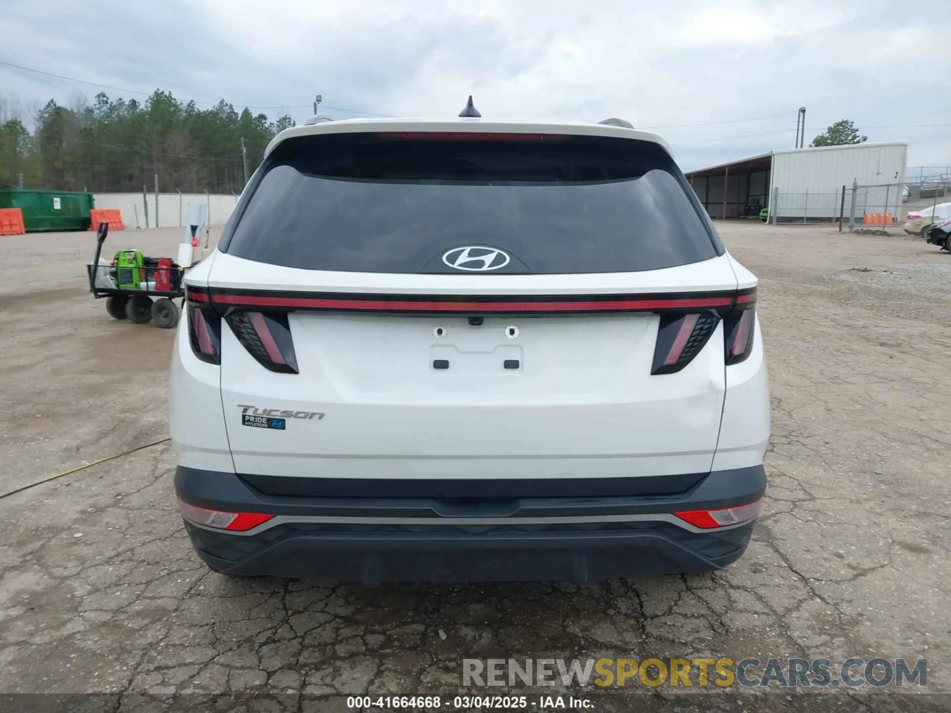 17 fotografías del automóvil dañado 5NMJF3AE4PH257882 HYUNDAI TUCSON 2023