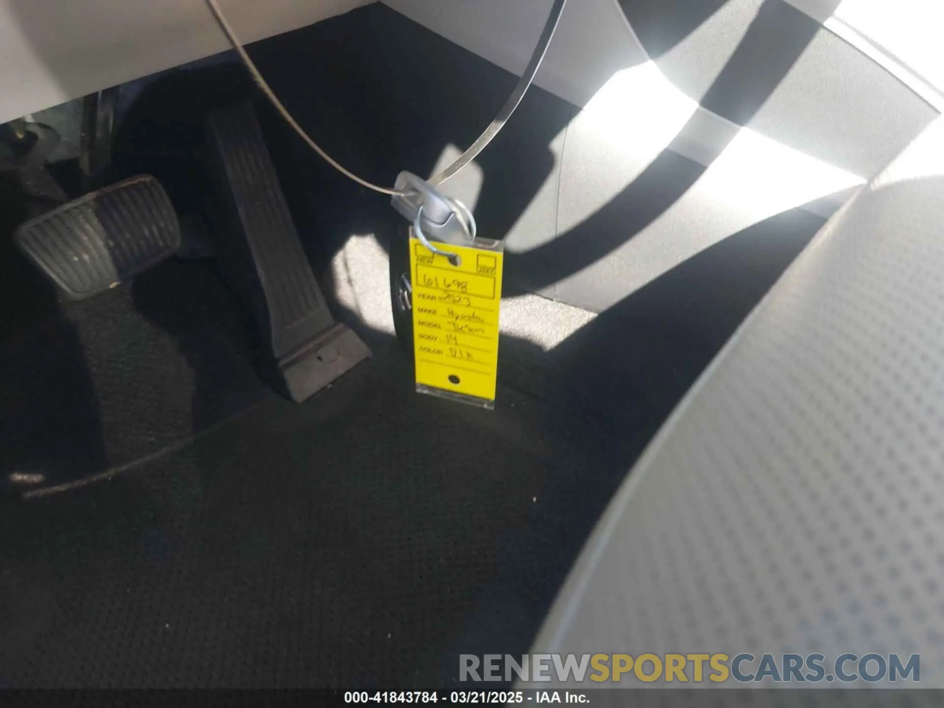11 fotografías del automóvil dañado 5NMJF3AE5PH263027 HYUNDAI TUCSON 2023