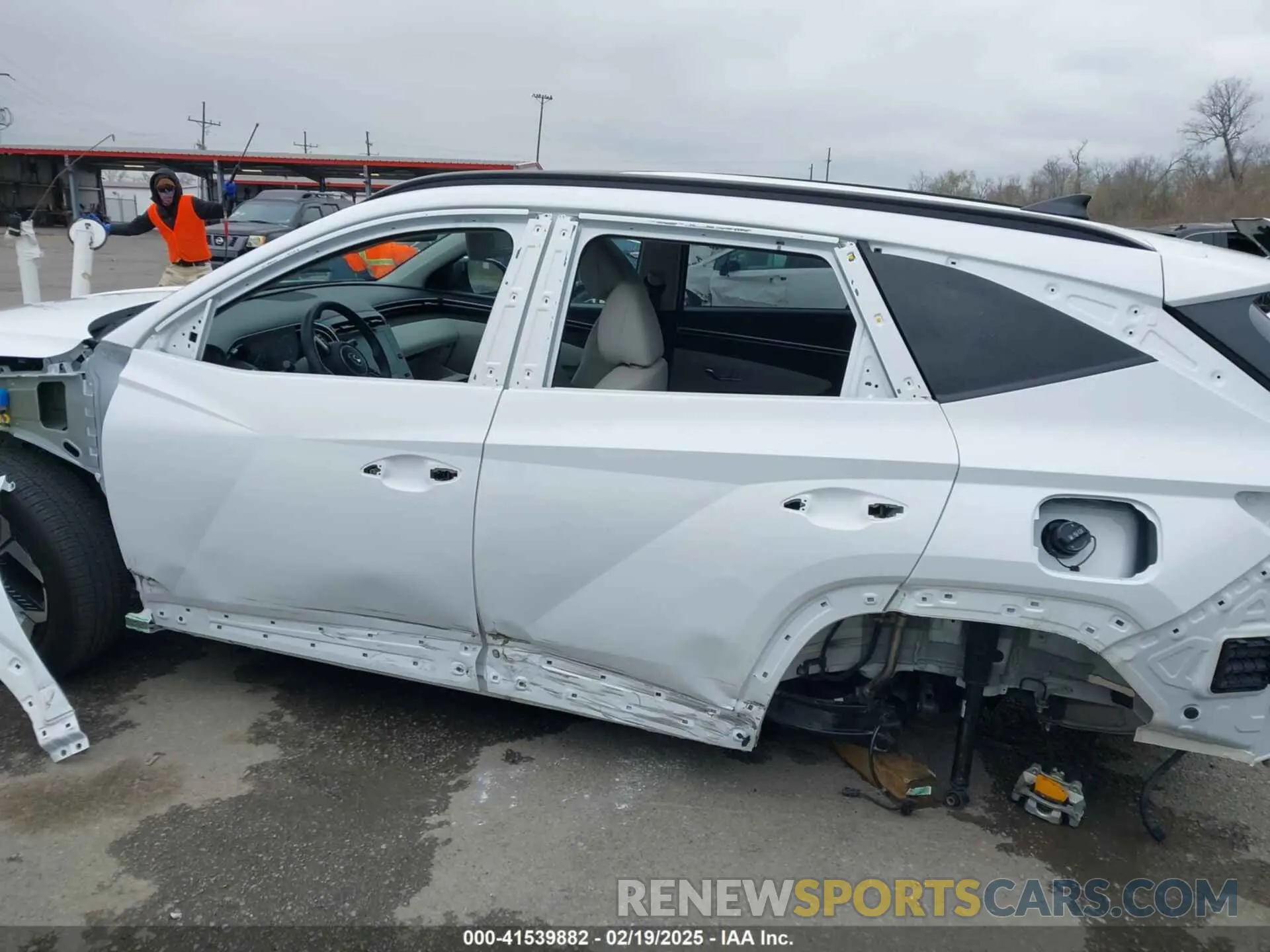 15 fotografías del automóvil dañado 5NMJF3AE8PH293249 HYUNDAI TUCSON 2023