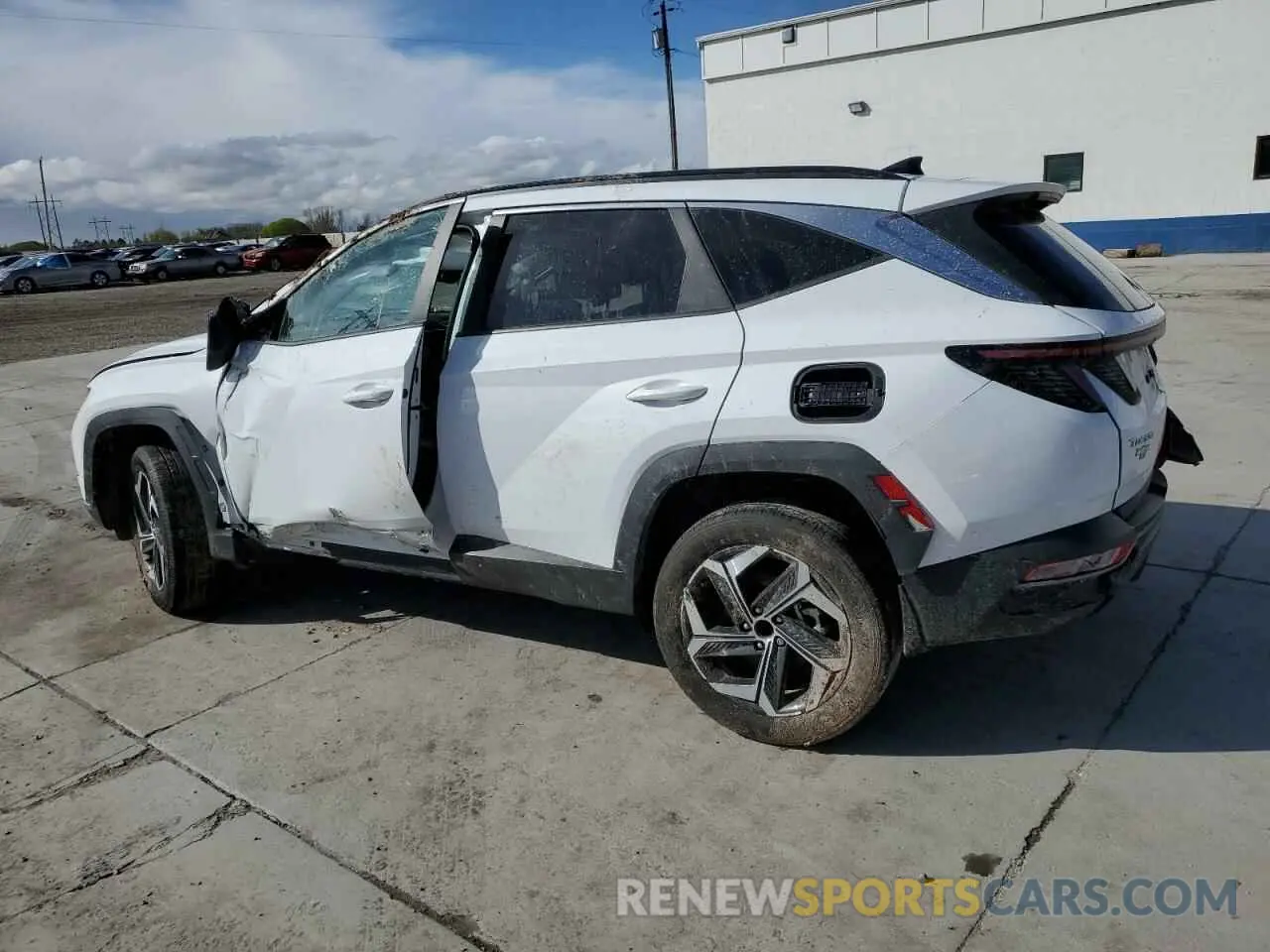 2 fotografías del automóvil dañado 5NMJF3AE9PH285841 HYUNDAI TUCSON 2023