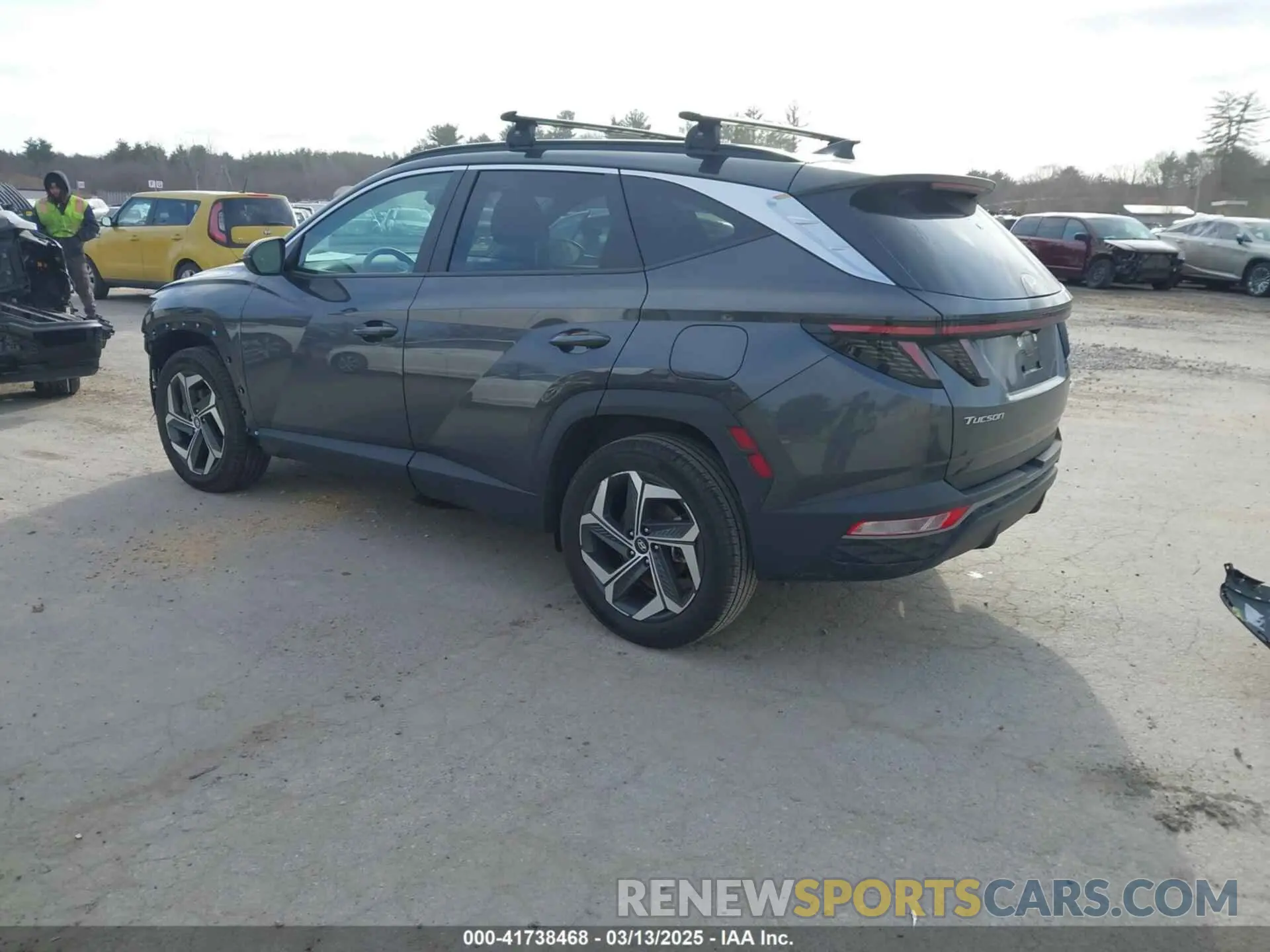 3 fotografías del automóvil dañado 5NMJFCAE0PH281533 HYUNDAI TUCSON 2023