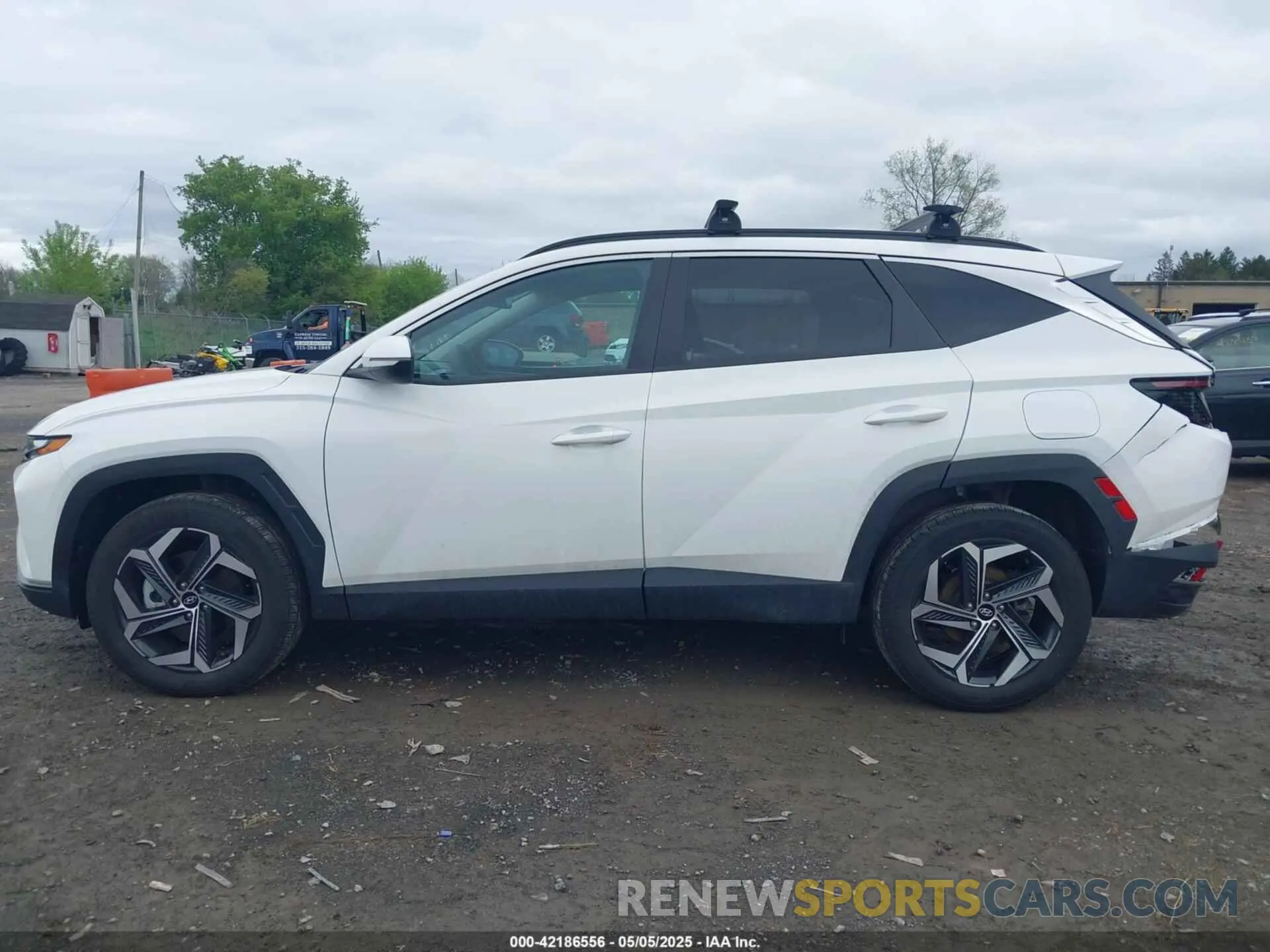 15 fotografías del automóvil dañado 5NMJFCAE1PH279063 HYUNDAI TUCSON 2023