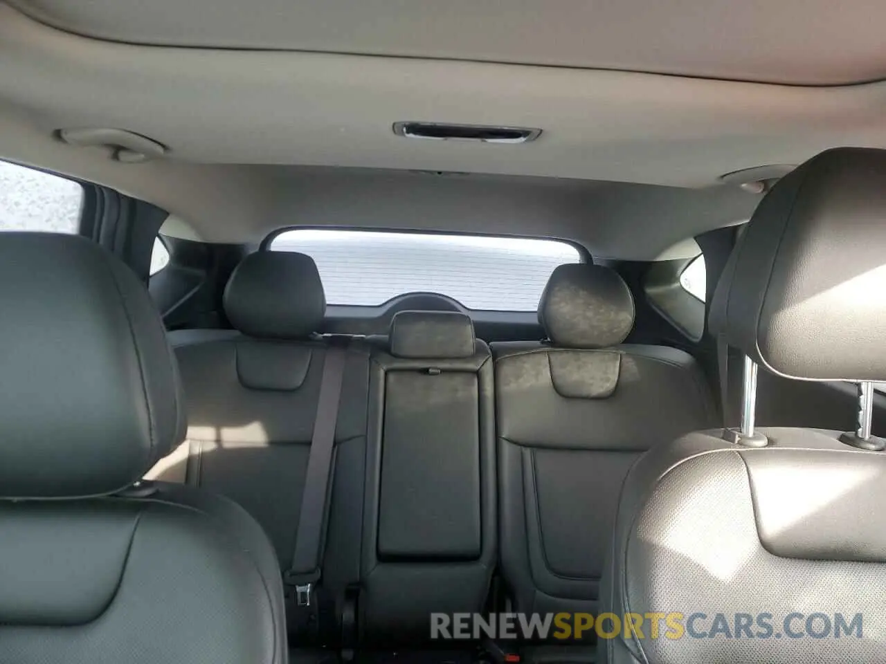 10 fotografías del automóvil dañado 5NMJFCAE2PH194460 HYUNDAI TUCSON 2023