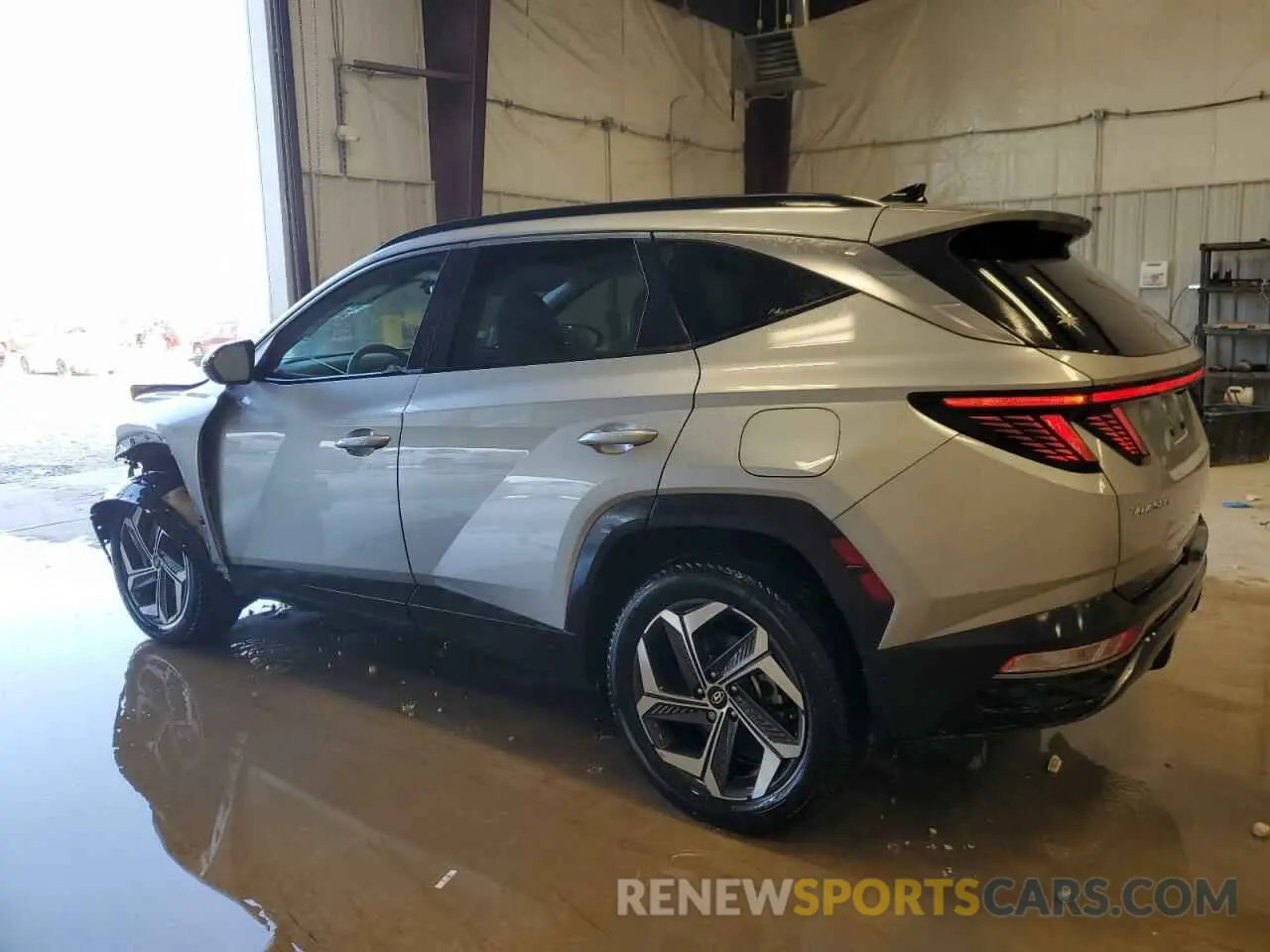 2 fotografías del automóvil dañado 5NMJFCAE2PH219986 HYUNDAI TUCSON 2023