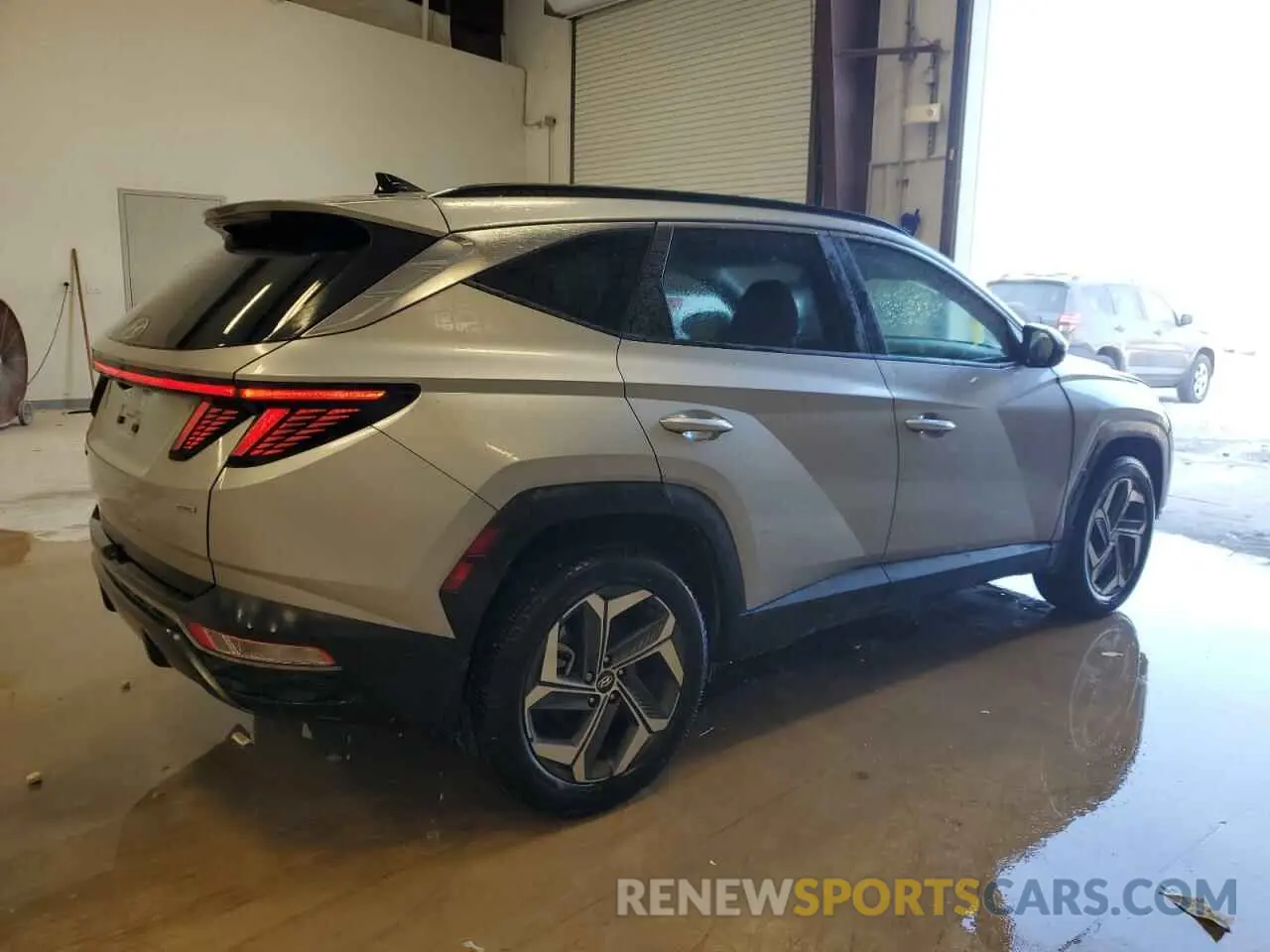 3 fotografías del automóvil dañado 5NMJFCAE2PH219986 HYUNDAI TUCSON 2023