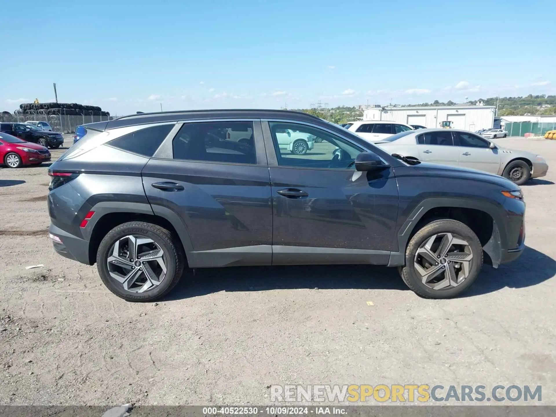 13 fotografías del automóvil dañado 5NMJFCAE3PH252432 HYUNDAI TUCSON 2023