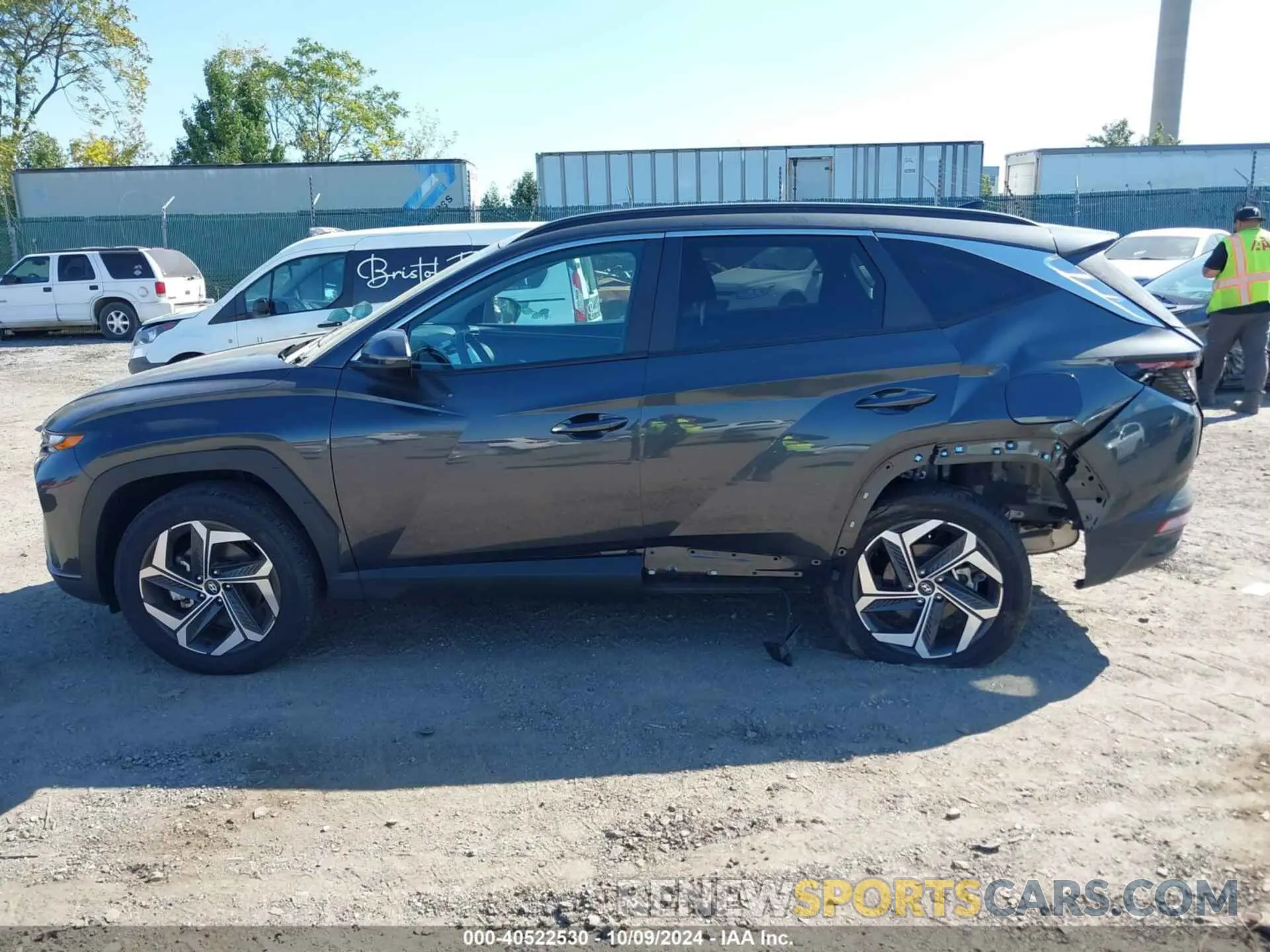 14 fotografías del automóvil dañado 5NMJFCAE3PH252432 HYUNDAI TUCSON 2023
