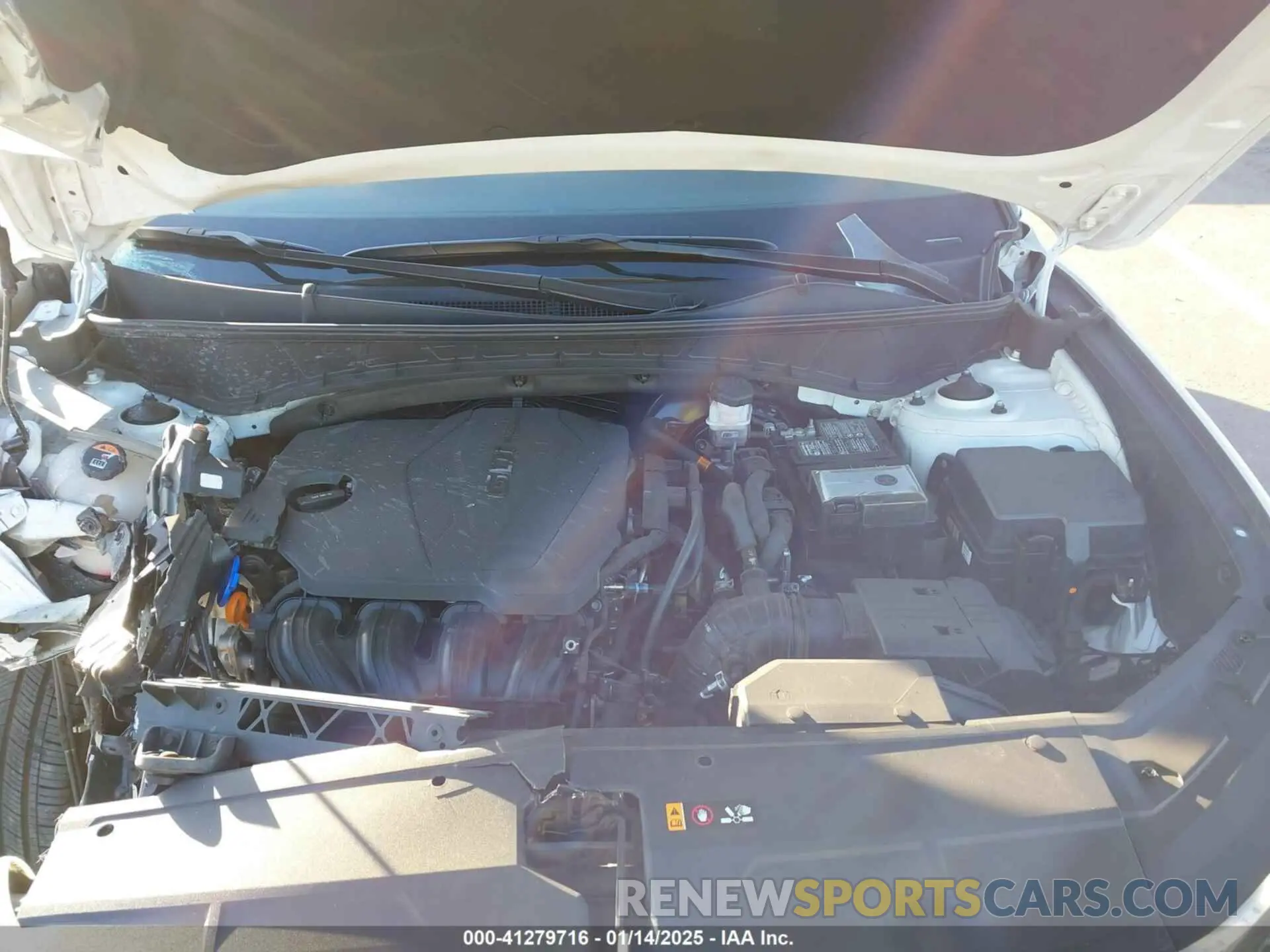 10 fotografías del automóvil dañado 5NMJFCAE4PH259907 HYUNDAI TUCSON 2023