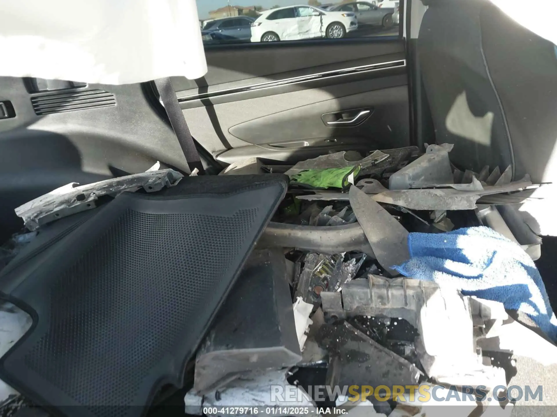 12 fotografías del automóvil dañado 5NMJFCAE4PH259907 HYUNDAI TUCSON 2023