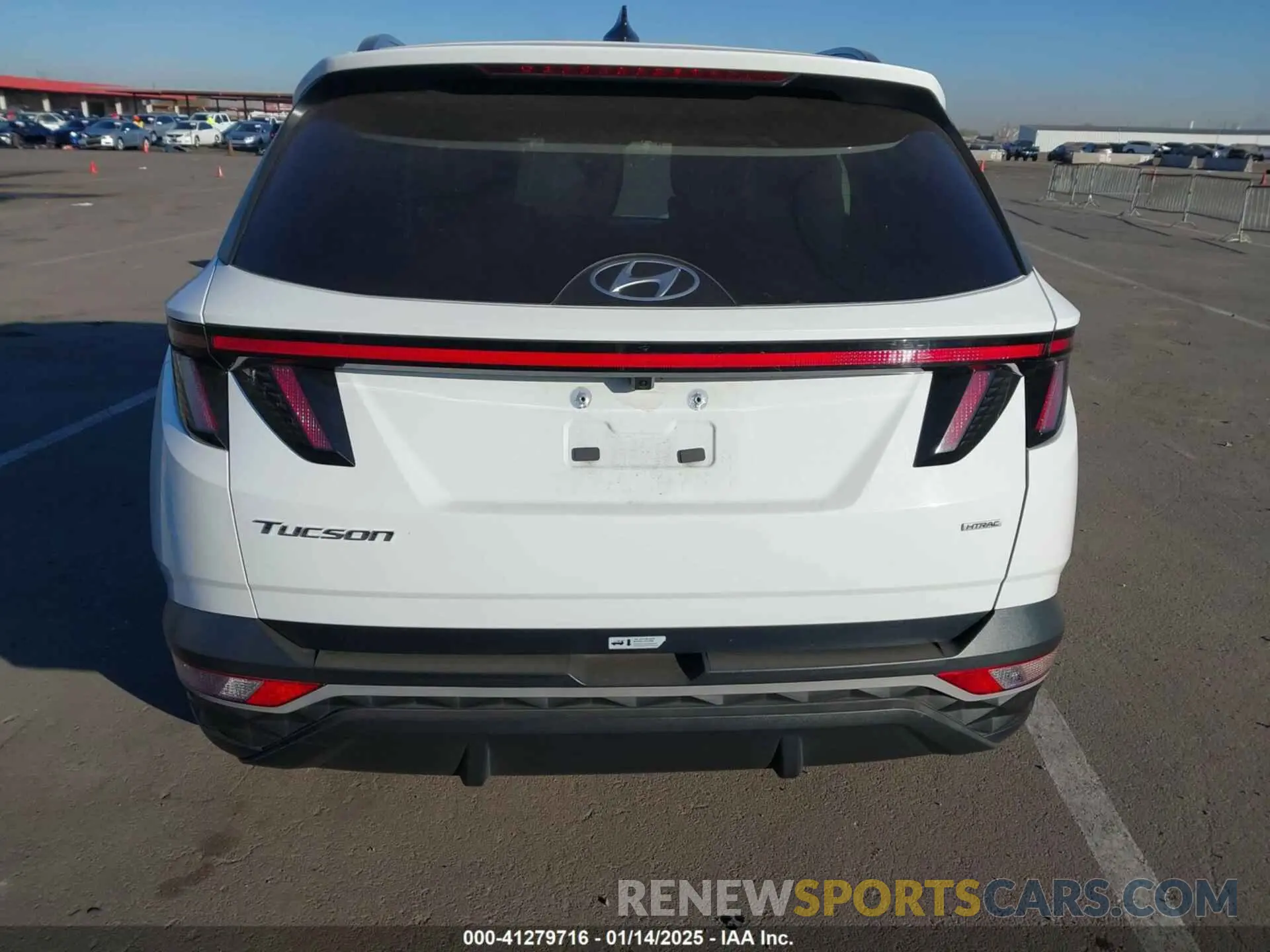 17 fotografías del automóvil dañado 5NMJFCAE4PH259907 HYUNDAI TUCSON 2023