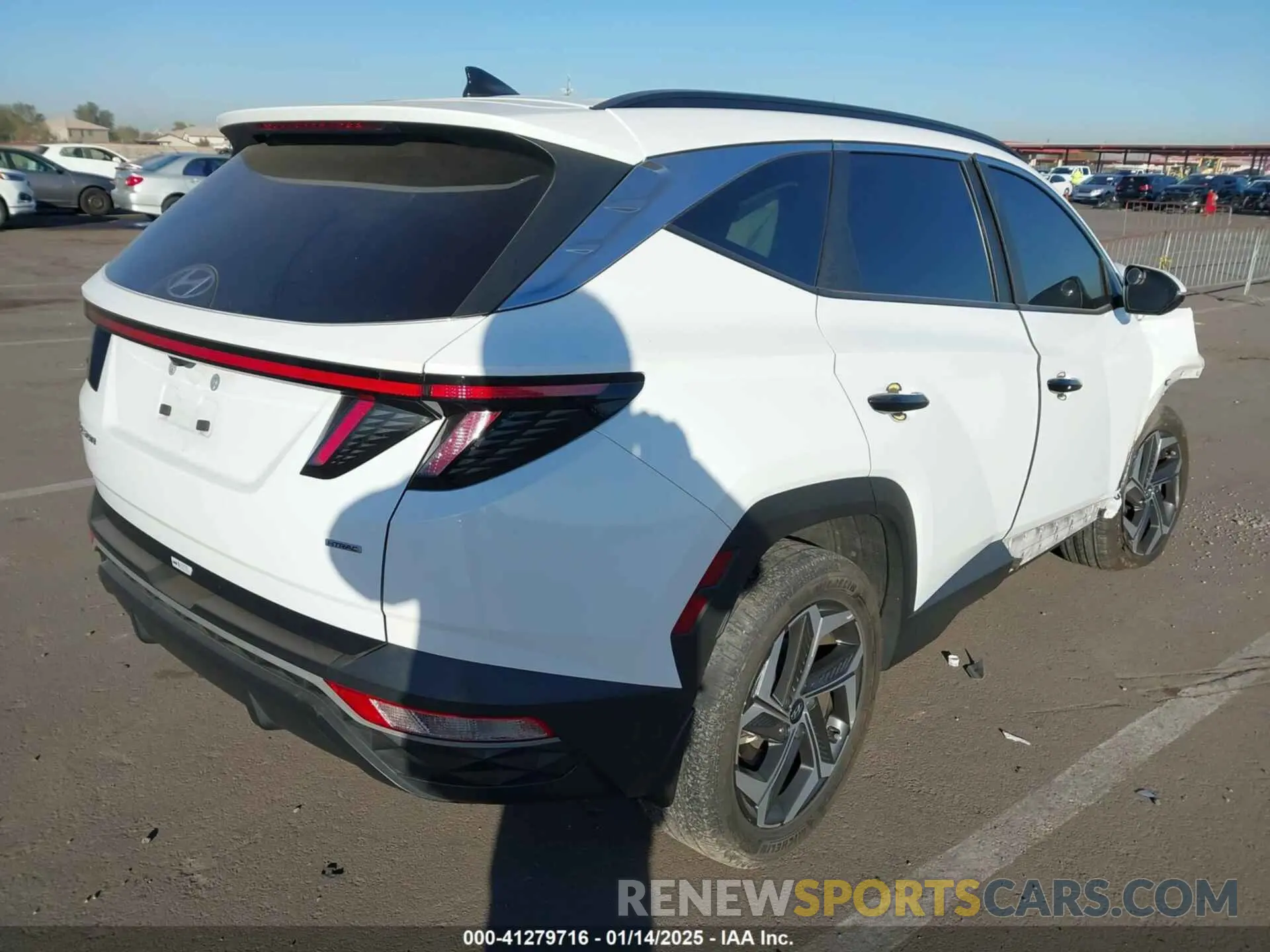 4 fotografías del automóvil dañado 5NMJFCAE4PH259907 HYUNDAI TUCSON 2023