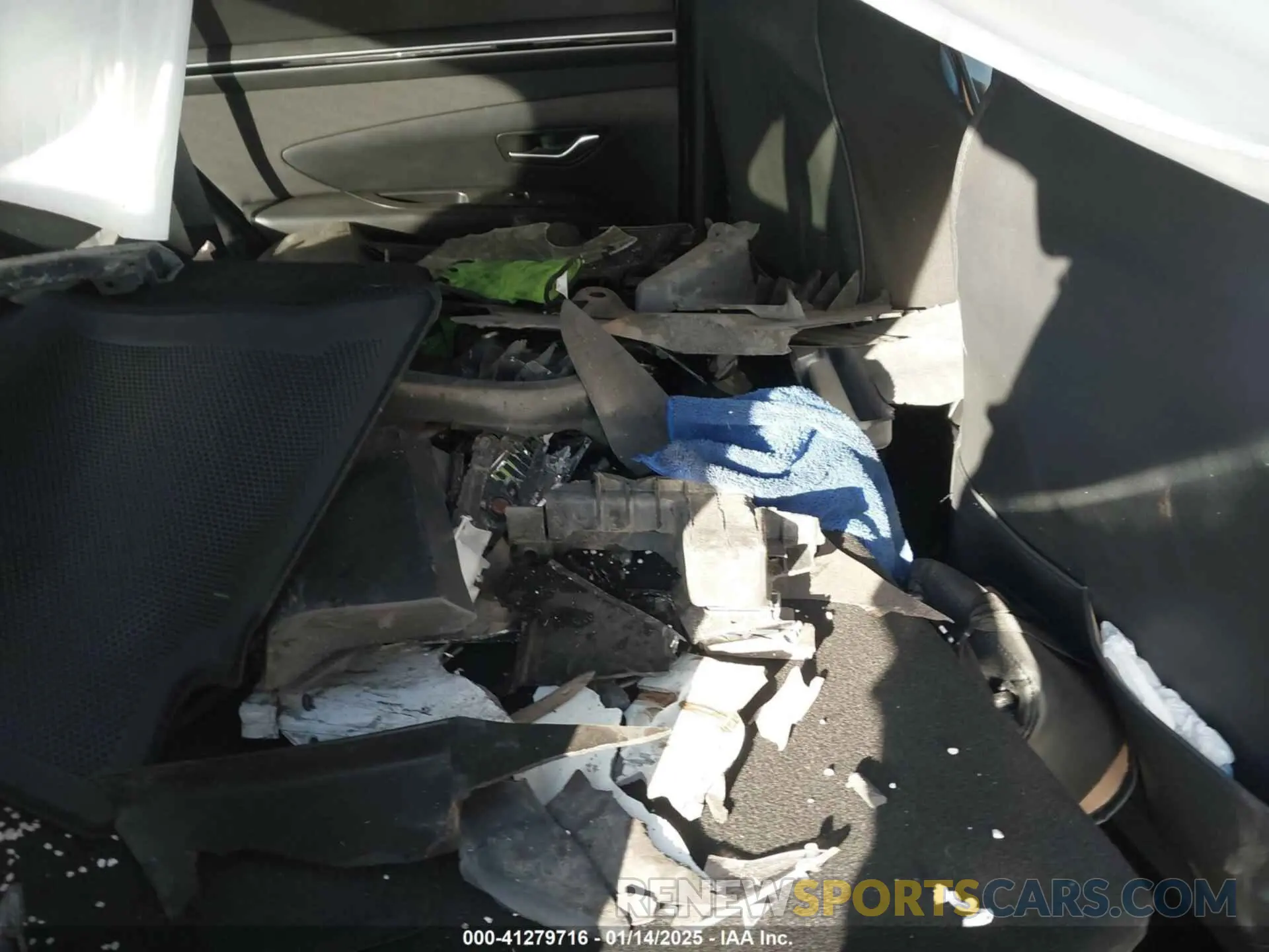 8 fotografías del automóvil dañado 5NMJFCAE4PH259907 HYUNDAI TUCSON 2023