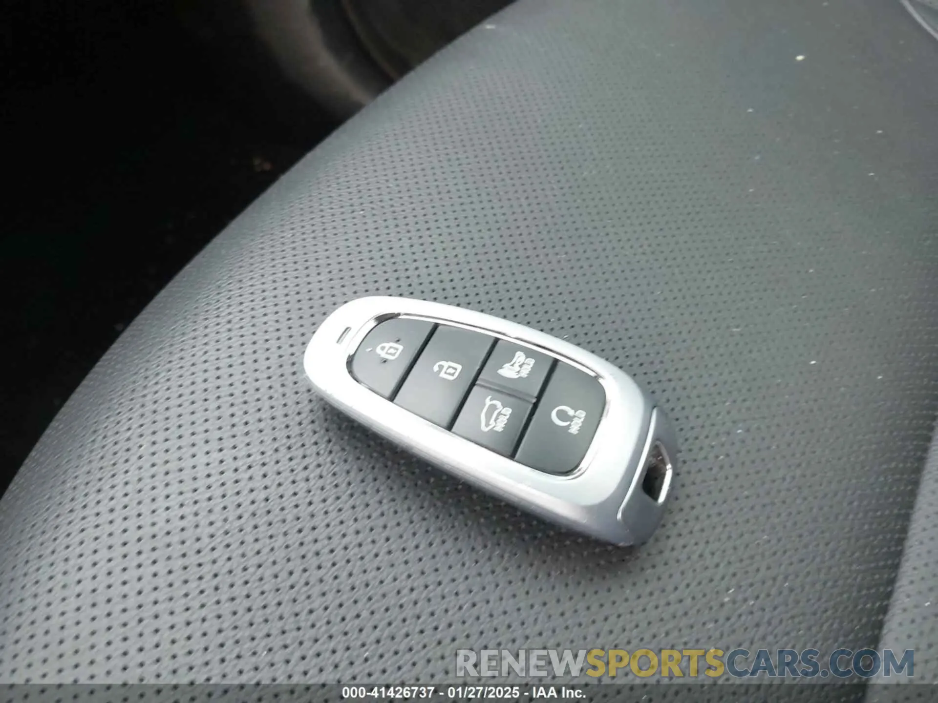11 fotografías del automóvil dañado 5NMJFCAE4PH290915 HYUNDAI TUCSON 2023