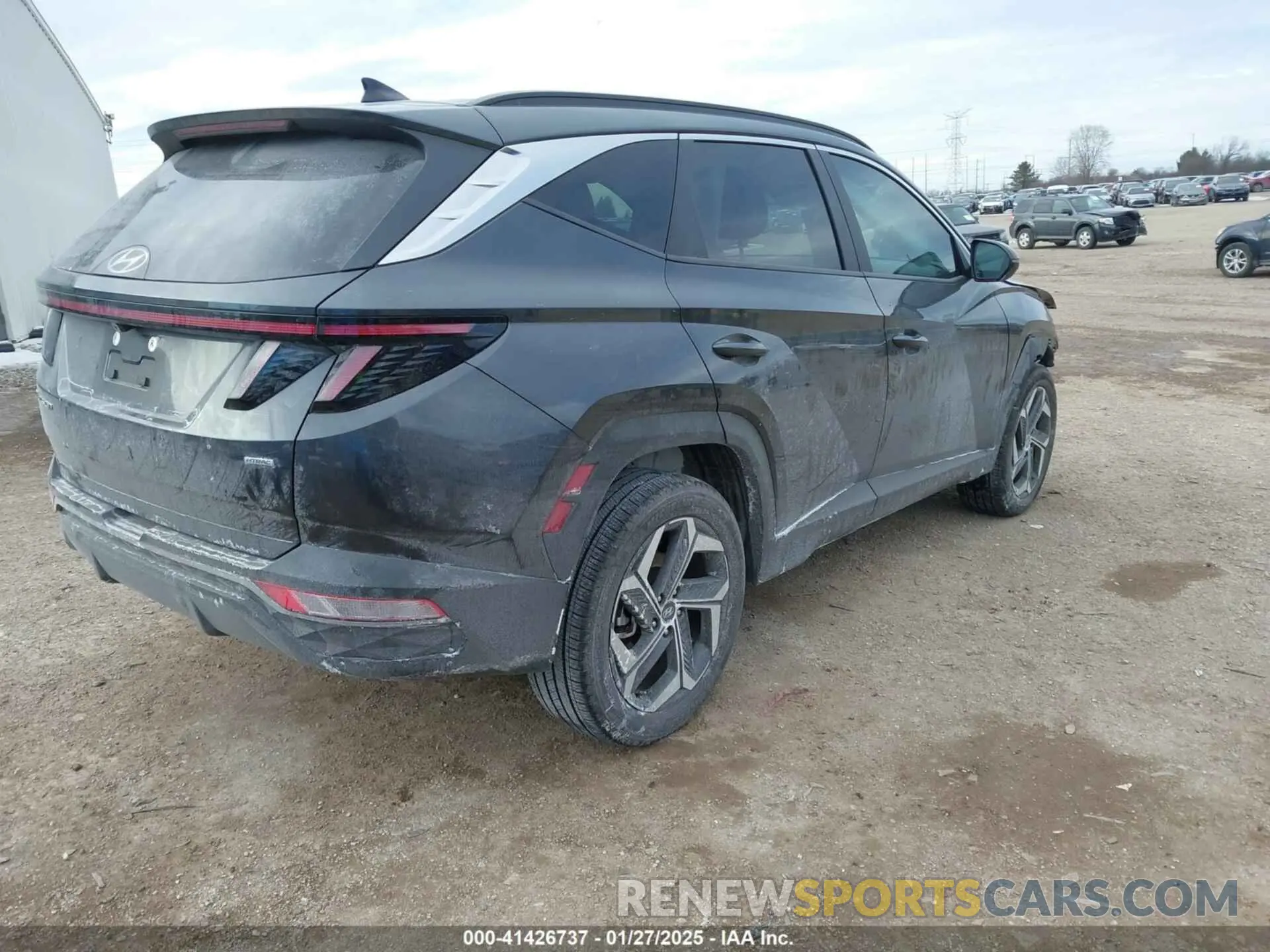 4 fotografías del automóvil dañado 5NMJFCAE4PH290915 HYUNDAI TUCSON 2023