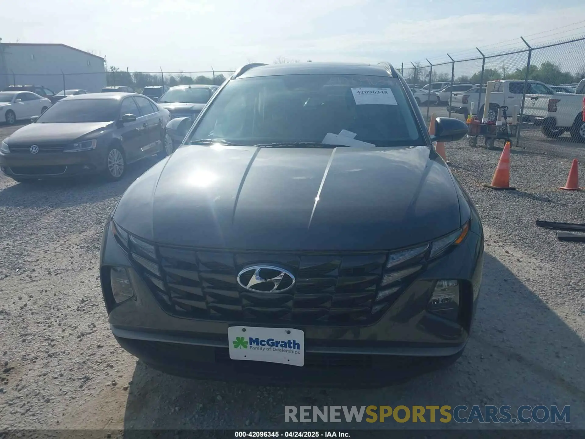 13 fotografías del automóvil dañado 5NMJFCAE5PH275999 HYUNDAI TUCSON 2023