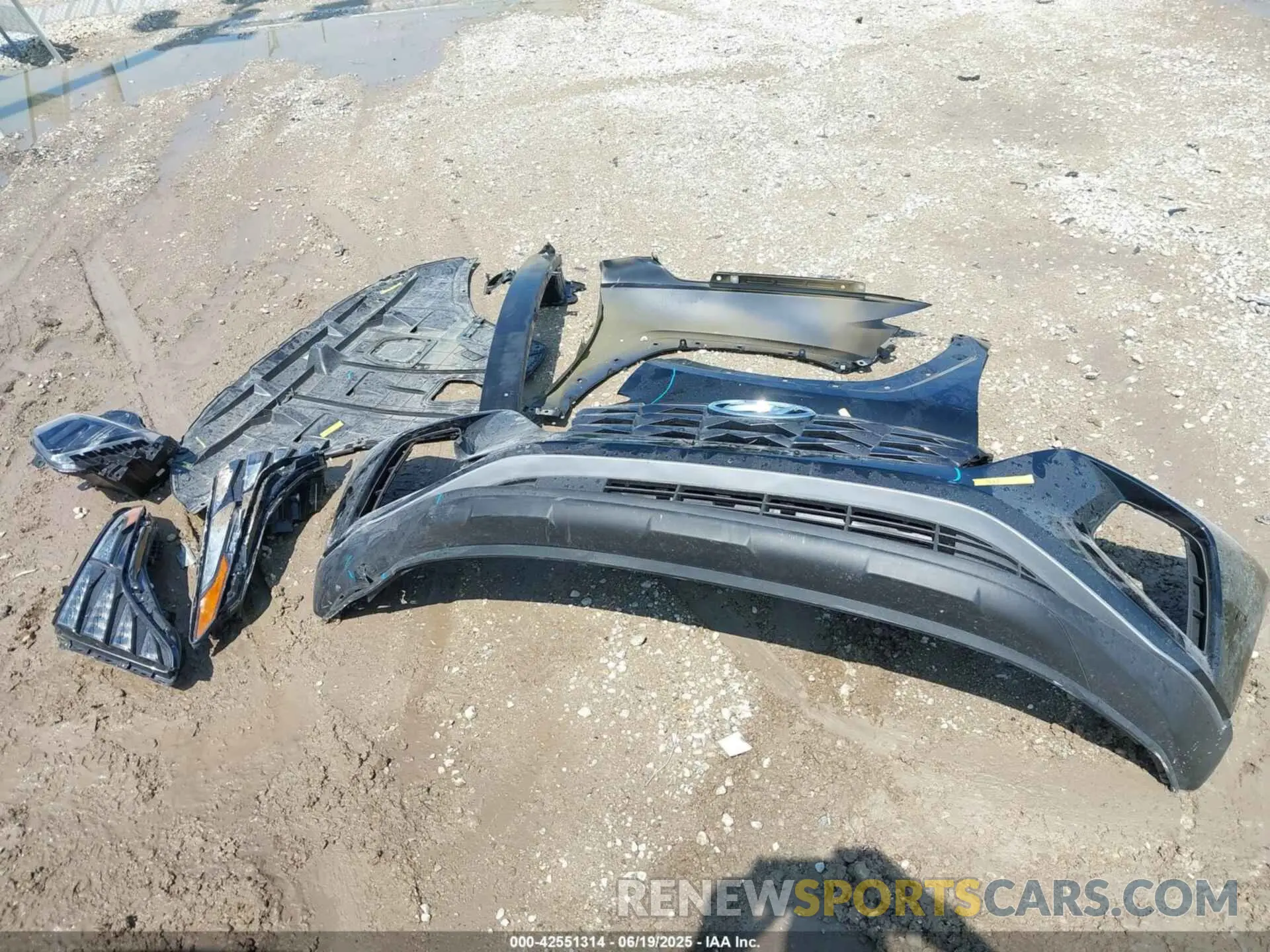 12 fotografías del automóvil dañado 5NMJFCAE6PH208148 HYUNDAI TUCSON 2023